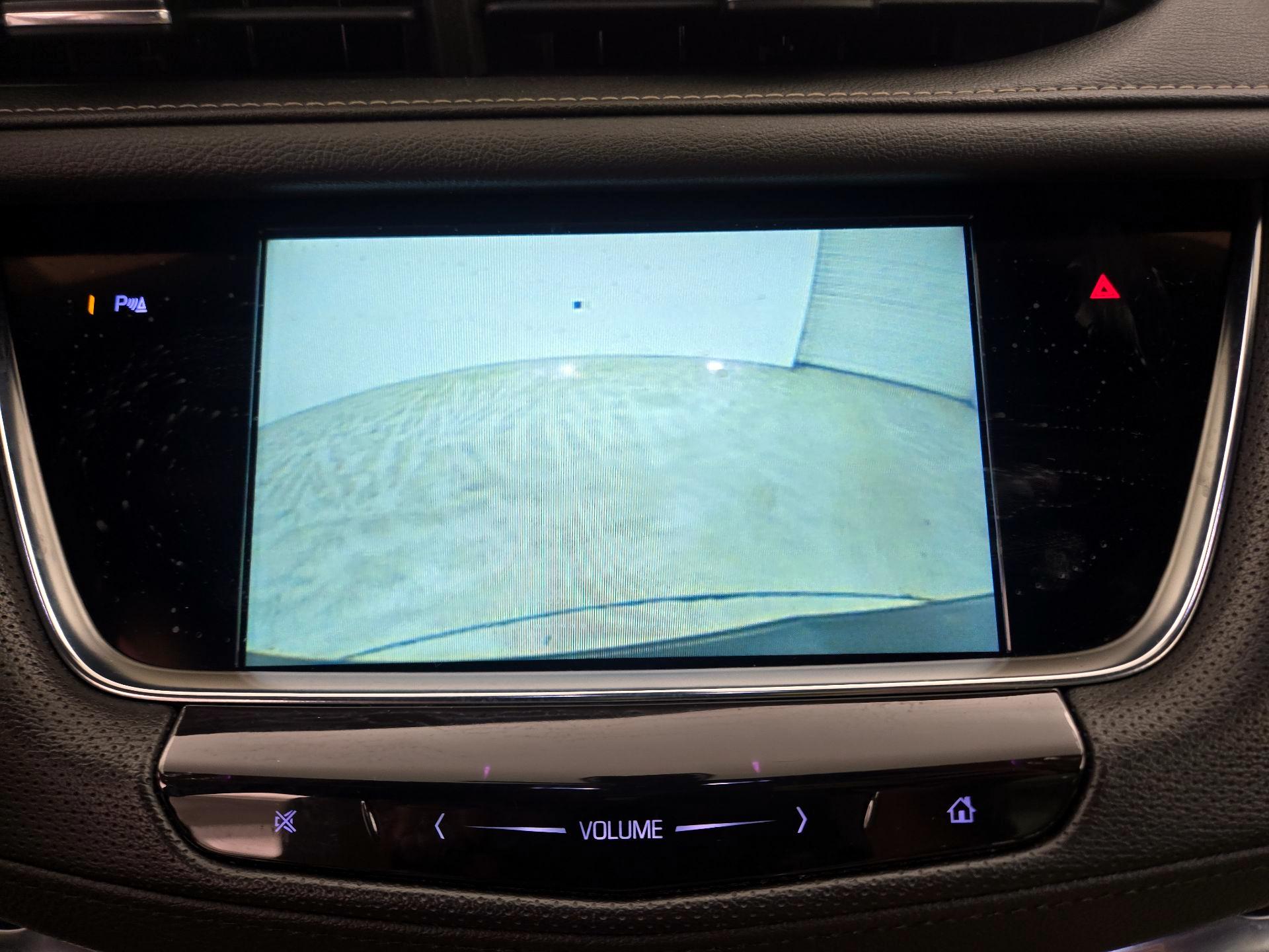 Thumbnail: 2018 Cadillac XT5 - 14