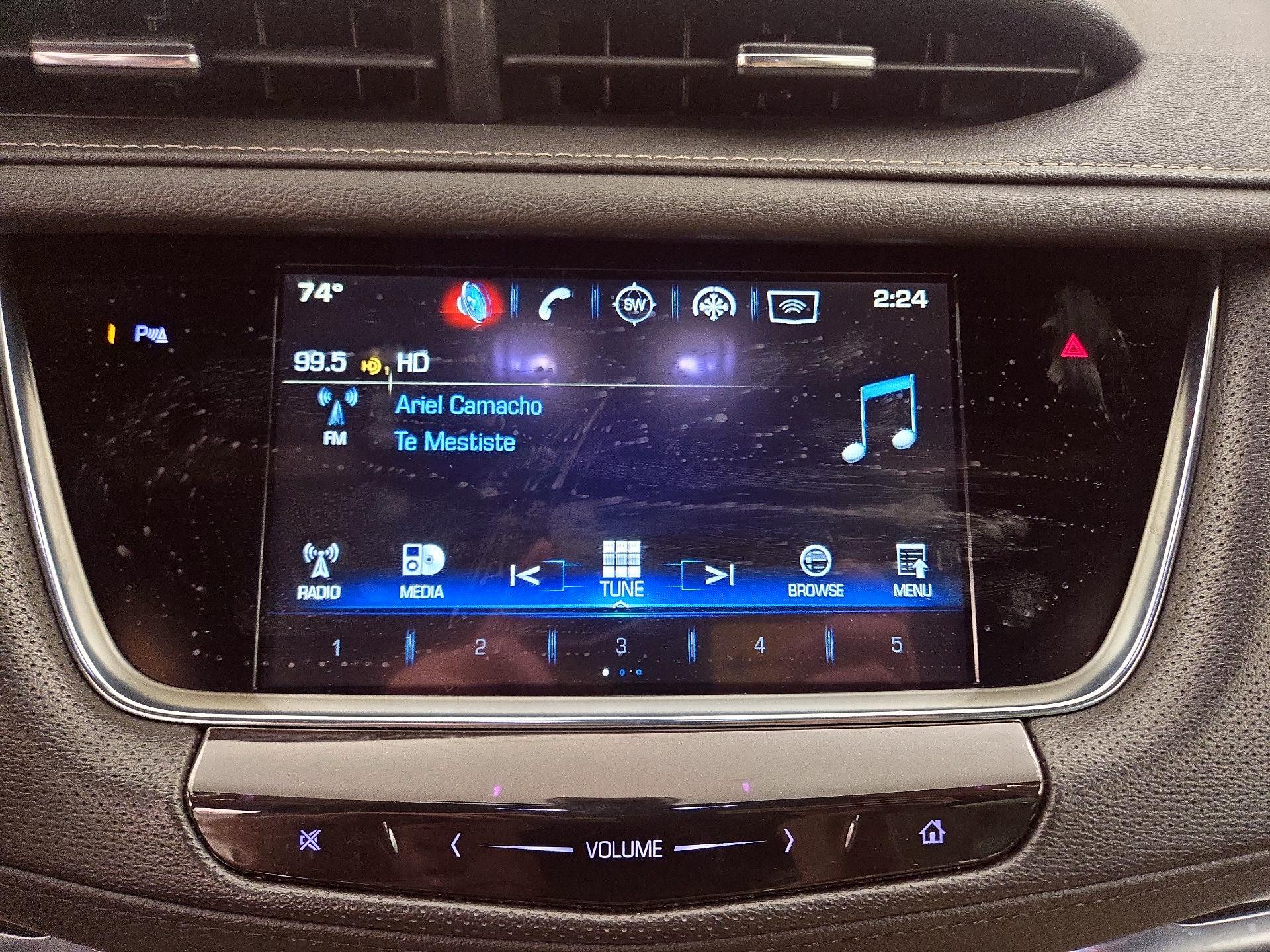 Thumbnail: 2018 Cadillac XT5 - 15