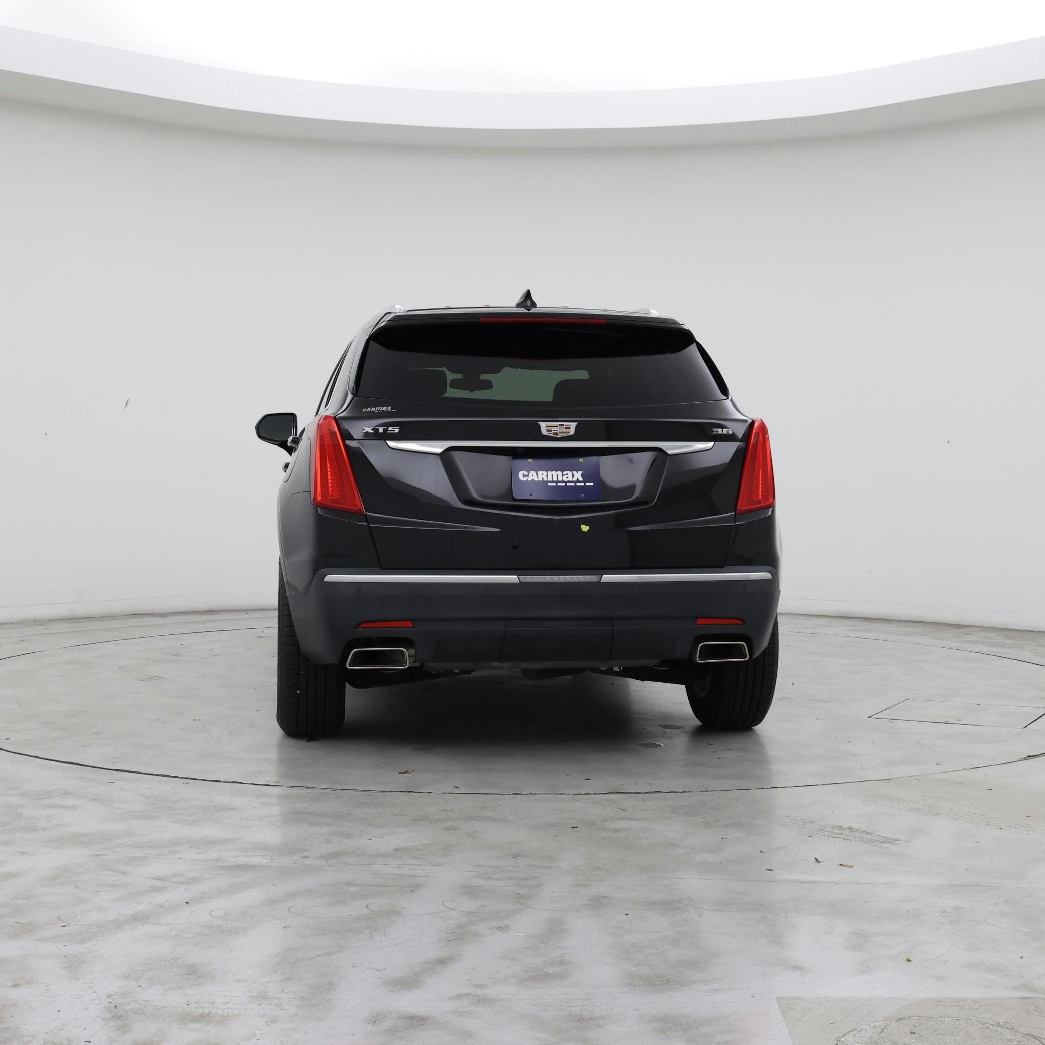 Thumbnail: 2018 Cadillac XT5 - 6