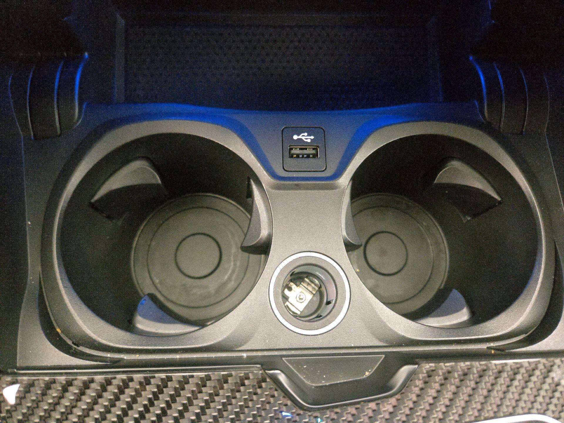 Thumbnail: 2025 BMW M2 - 19