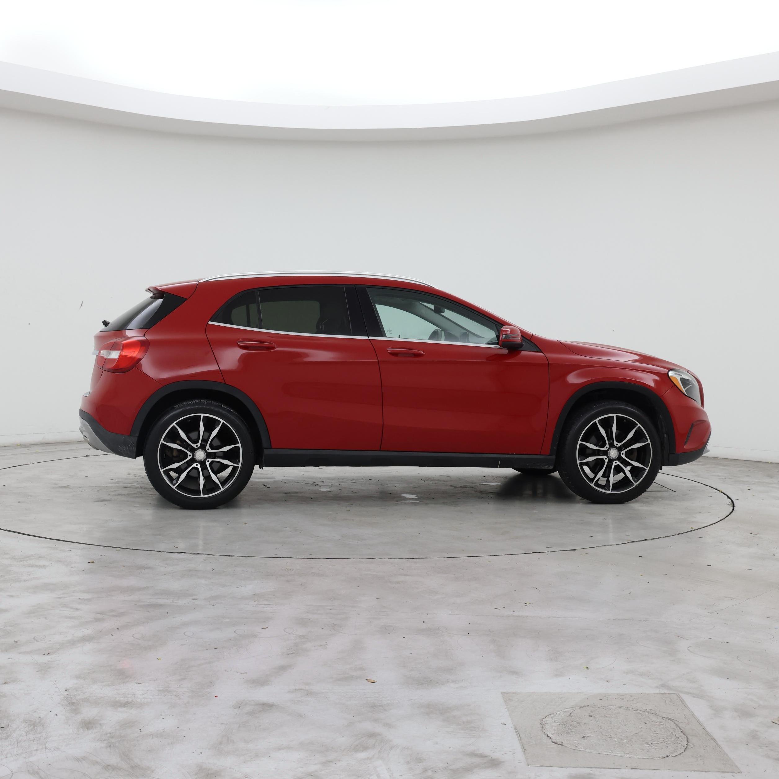 Thumbnail: 2016 Mercedes-Benz GLA - 7