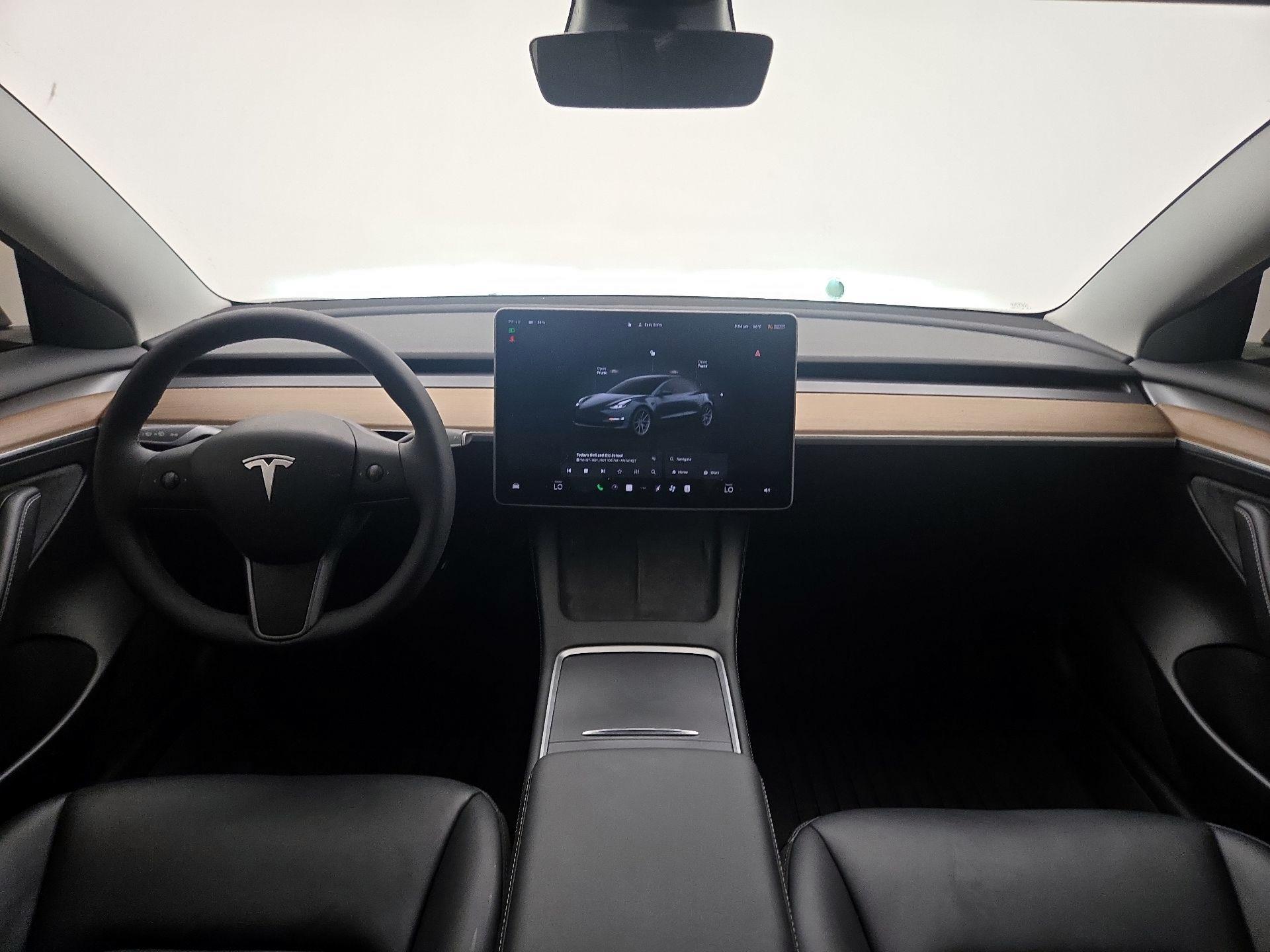 Thumbnail: 2023 Tesla Model 3 - 9