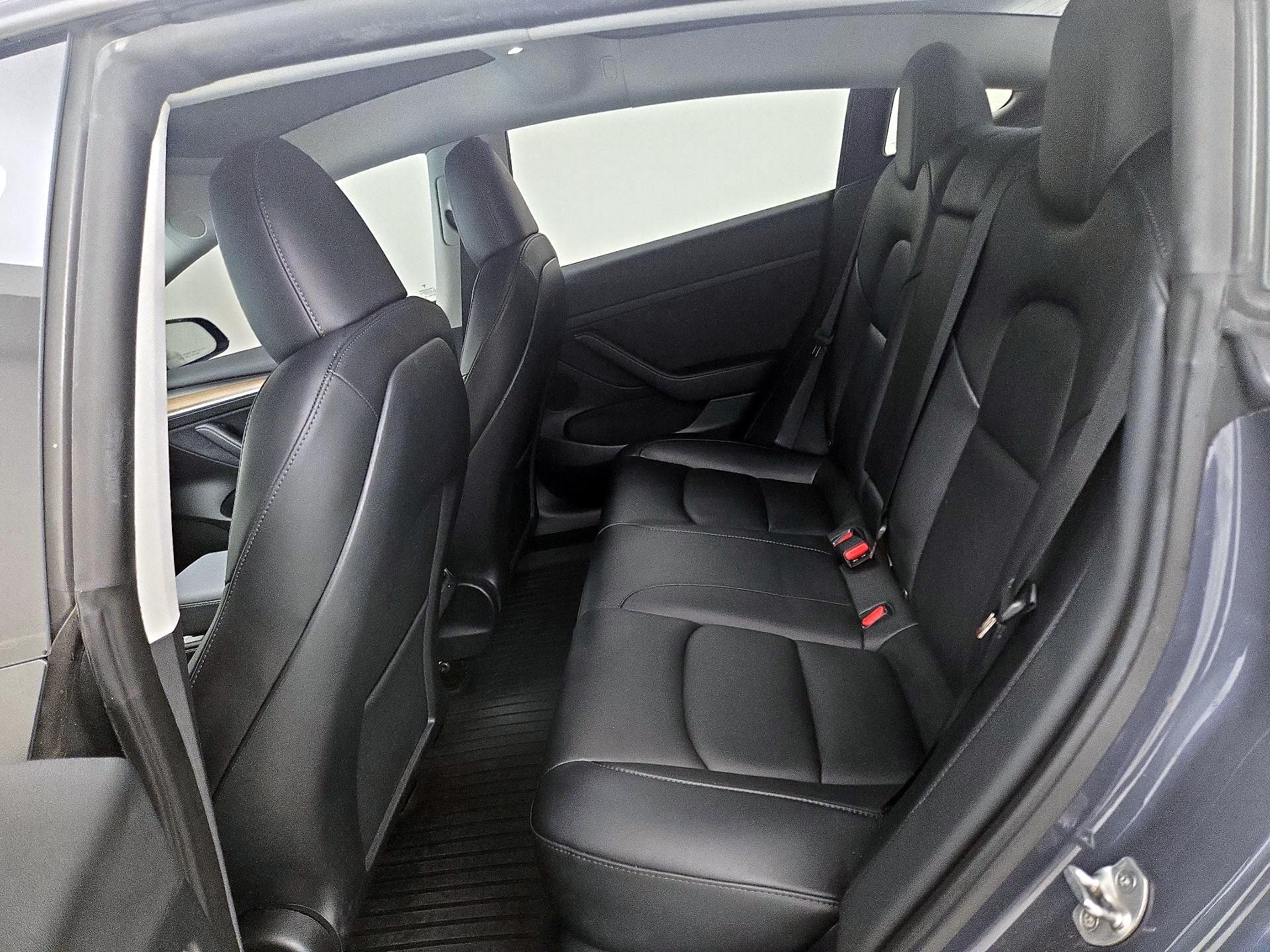 Thumbnail: 2023 Tesla Model 3 - 20