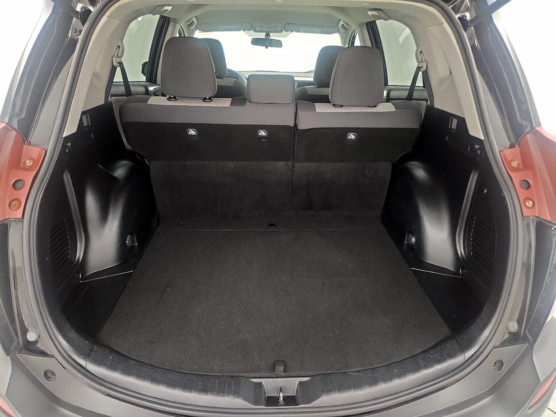 Thumbnail: 2015 Toyota RAV4 - 20