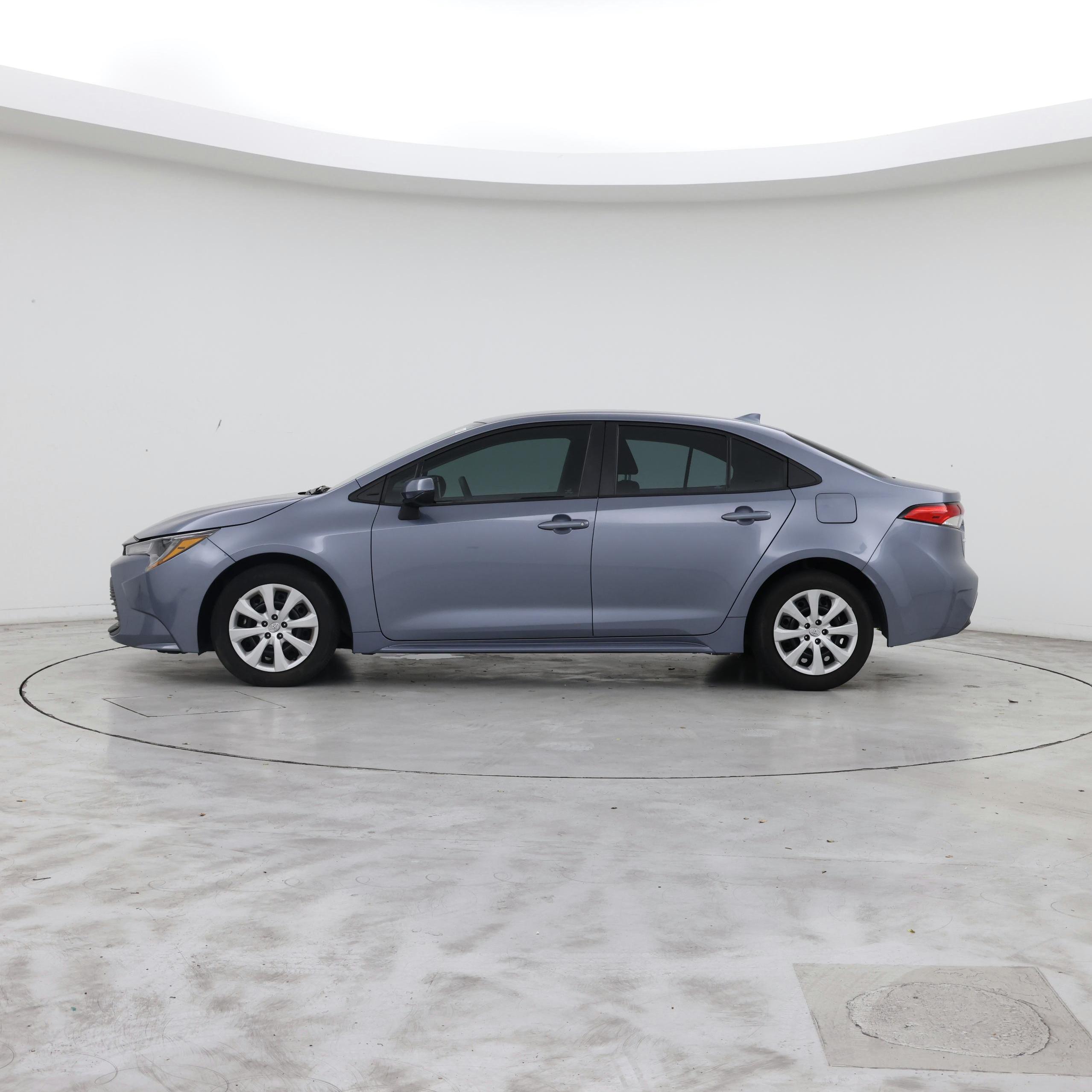 Thumbnail: 2024 Toyota Corolla - 3