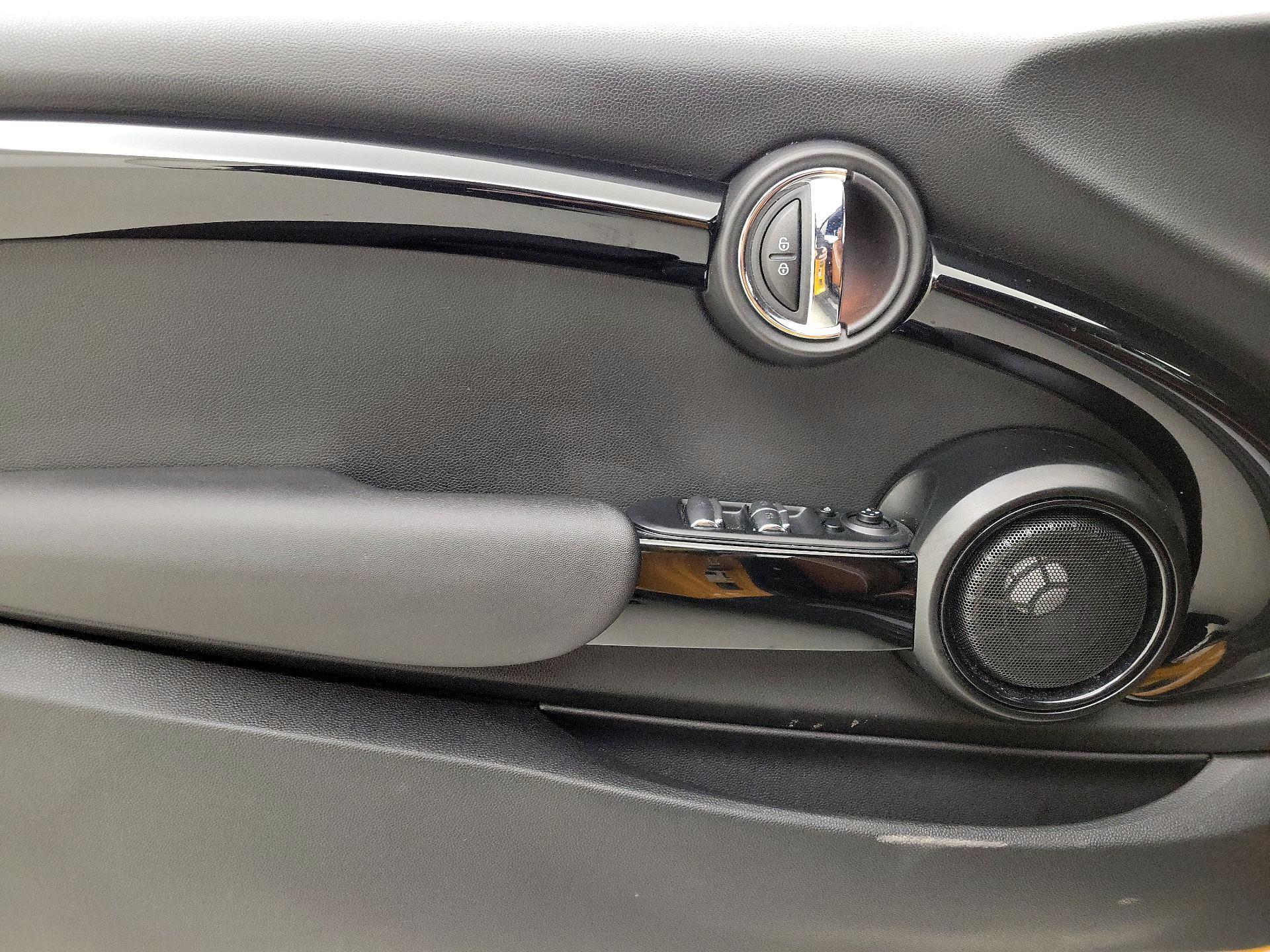 Thumbnail: 2016 MINI Cooper - 12