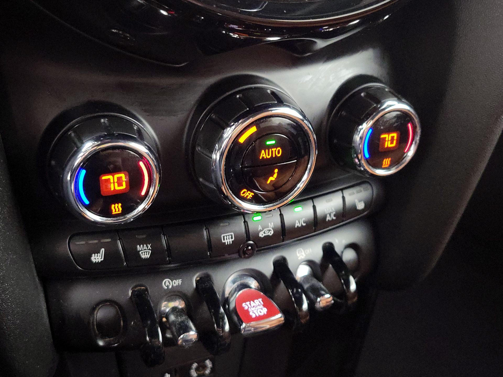 Thumbnail: 2016 MINI Cooper - 15