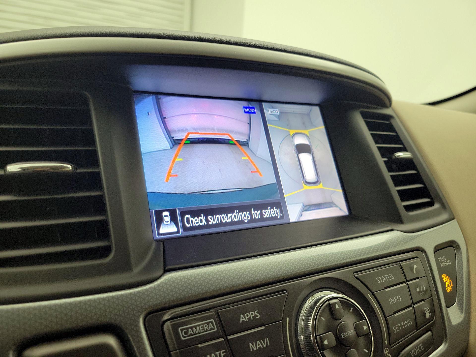Thumbnail: 2019 Nissan Pathfinder - 15