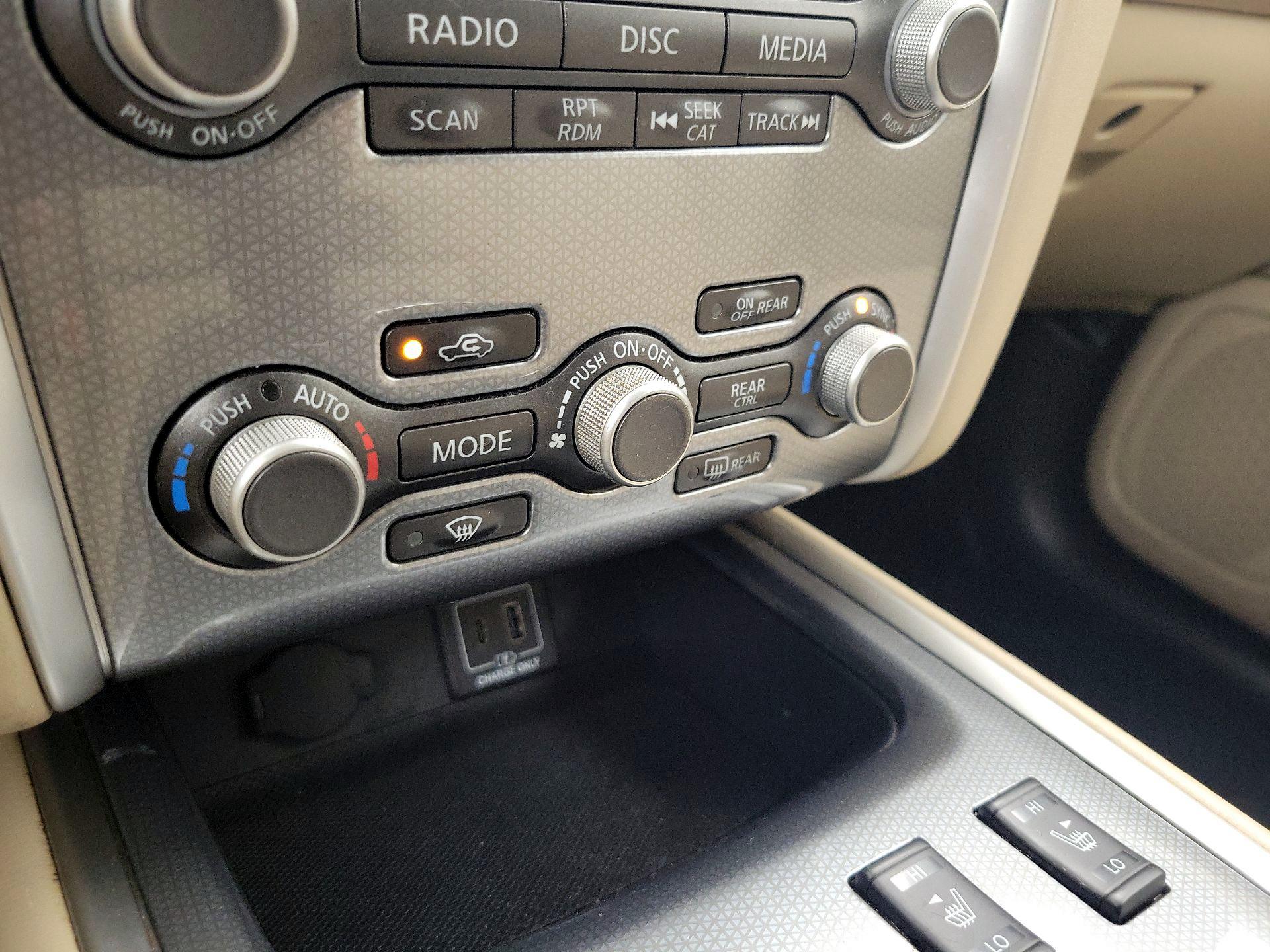 Thumbnail: 2019 Nissan Pathfinder - 17
