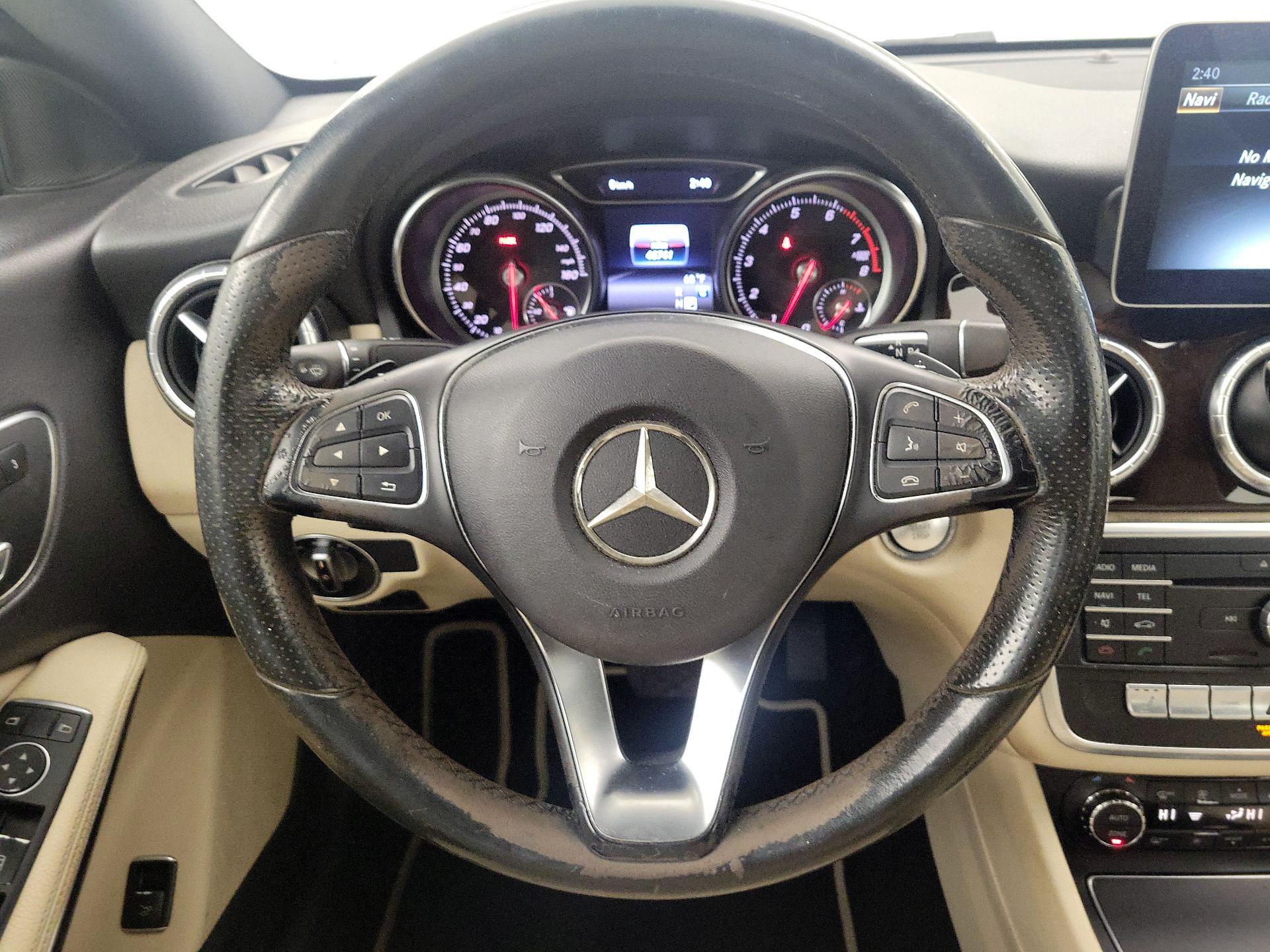 Thumbnail: 2018 Mercedes-Benz CLA - 10