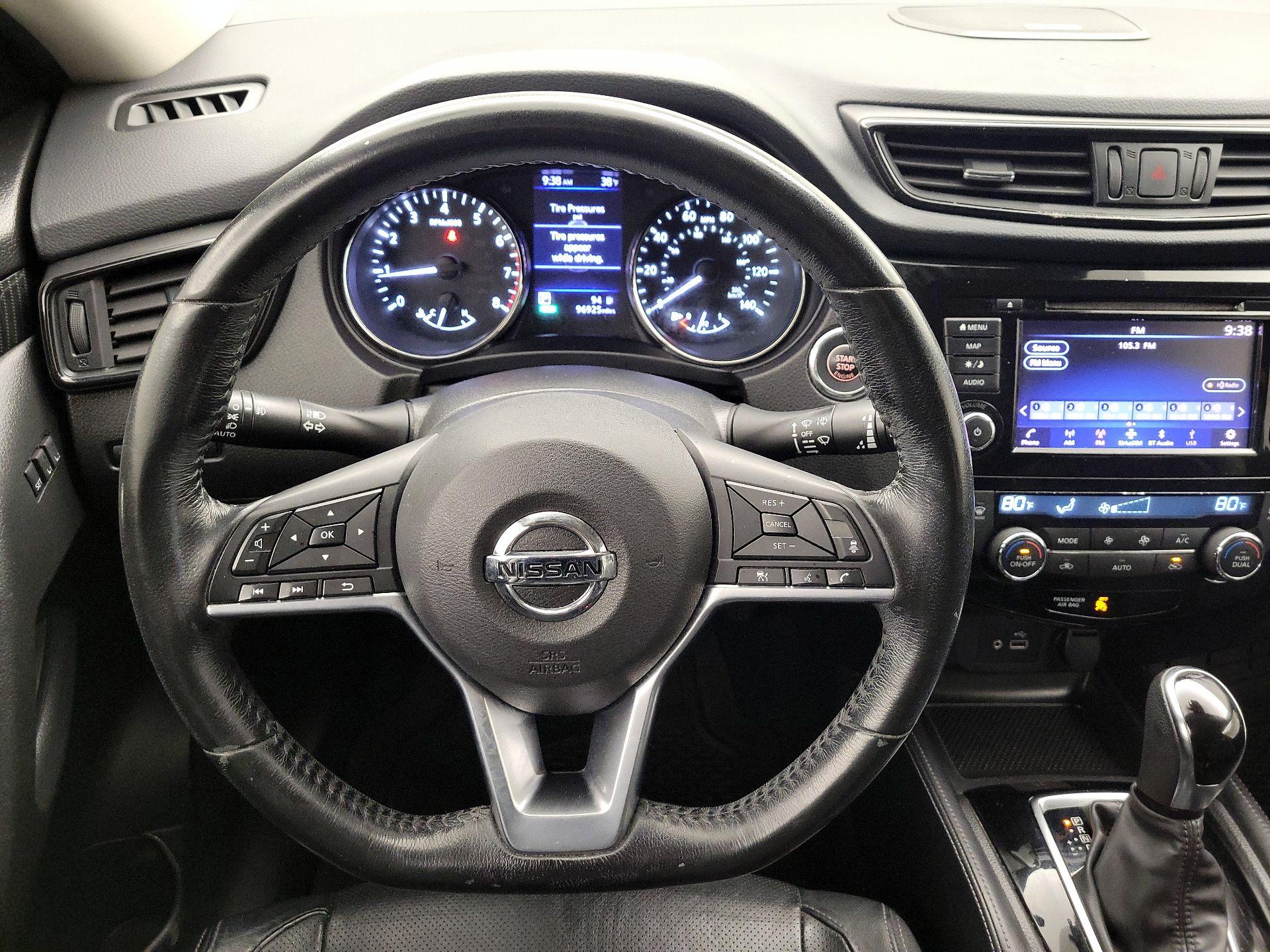 Thumbnail: 2018 Nissan Rogue - 10