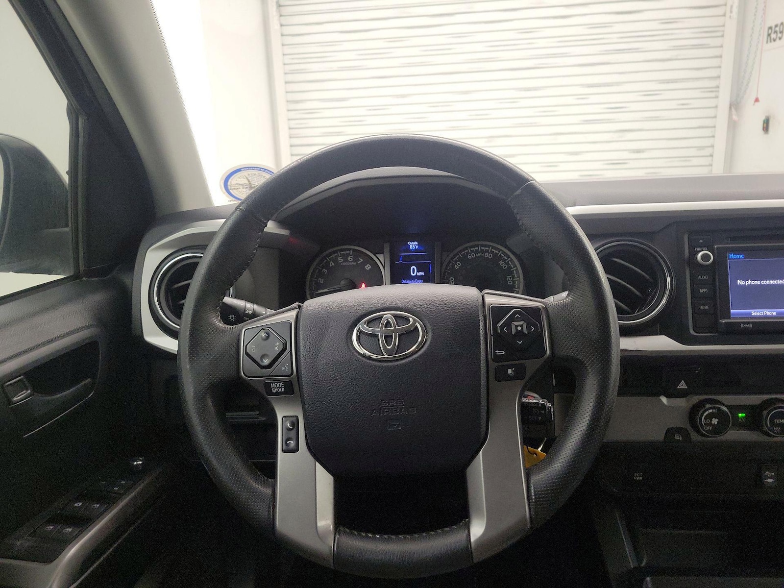 2017 Toyota Tacoma SR5 - Photo 11