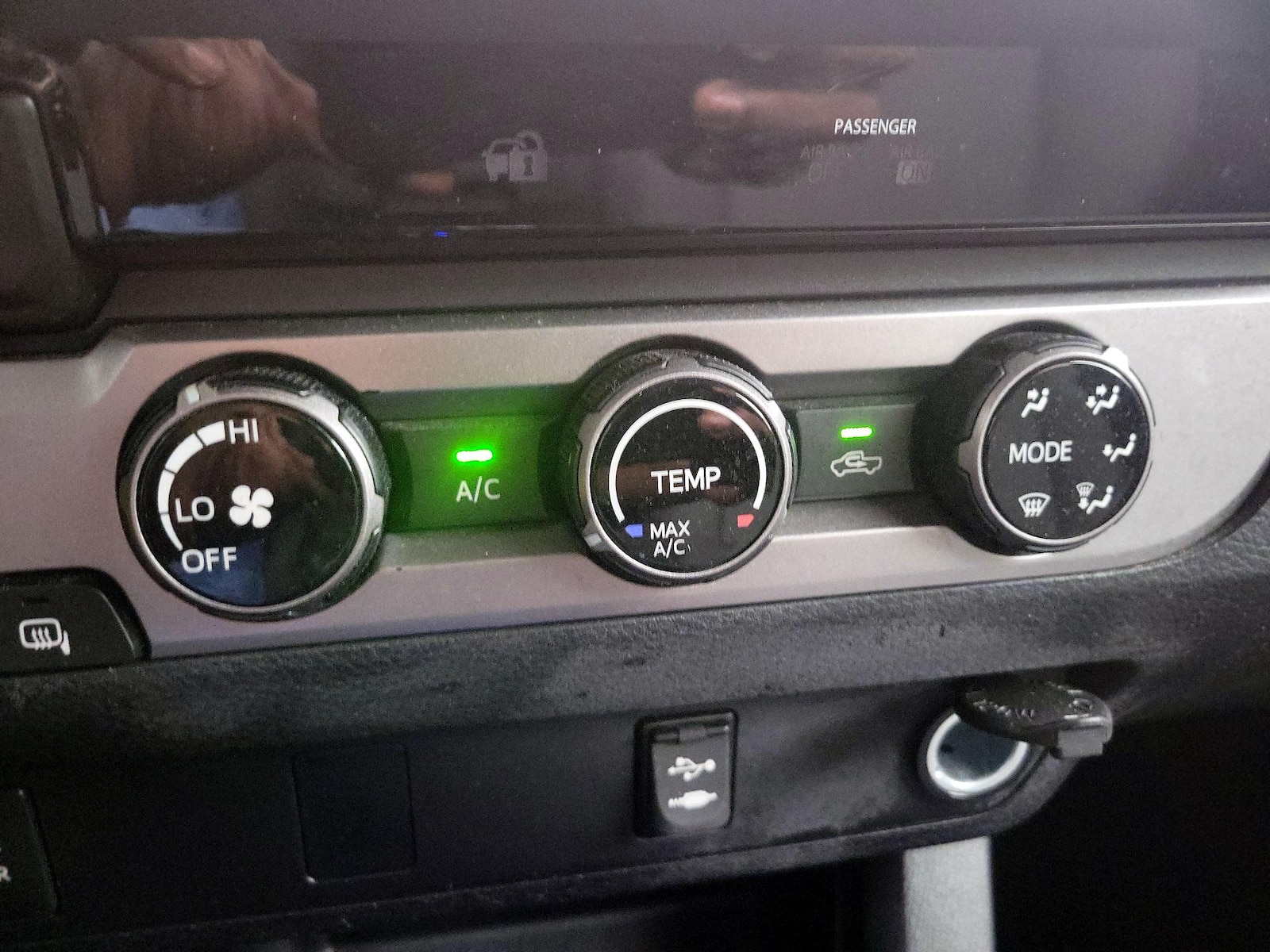 2017 Toyota Tacoma SR5 - Photo 17