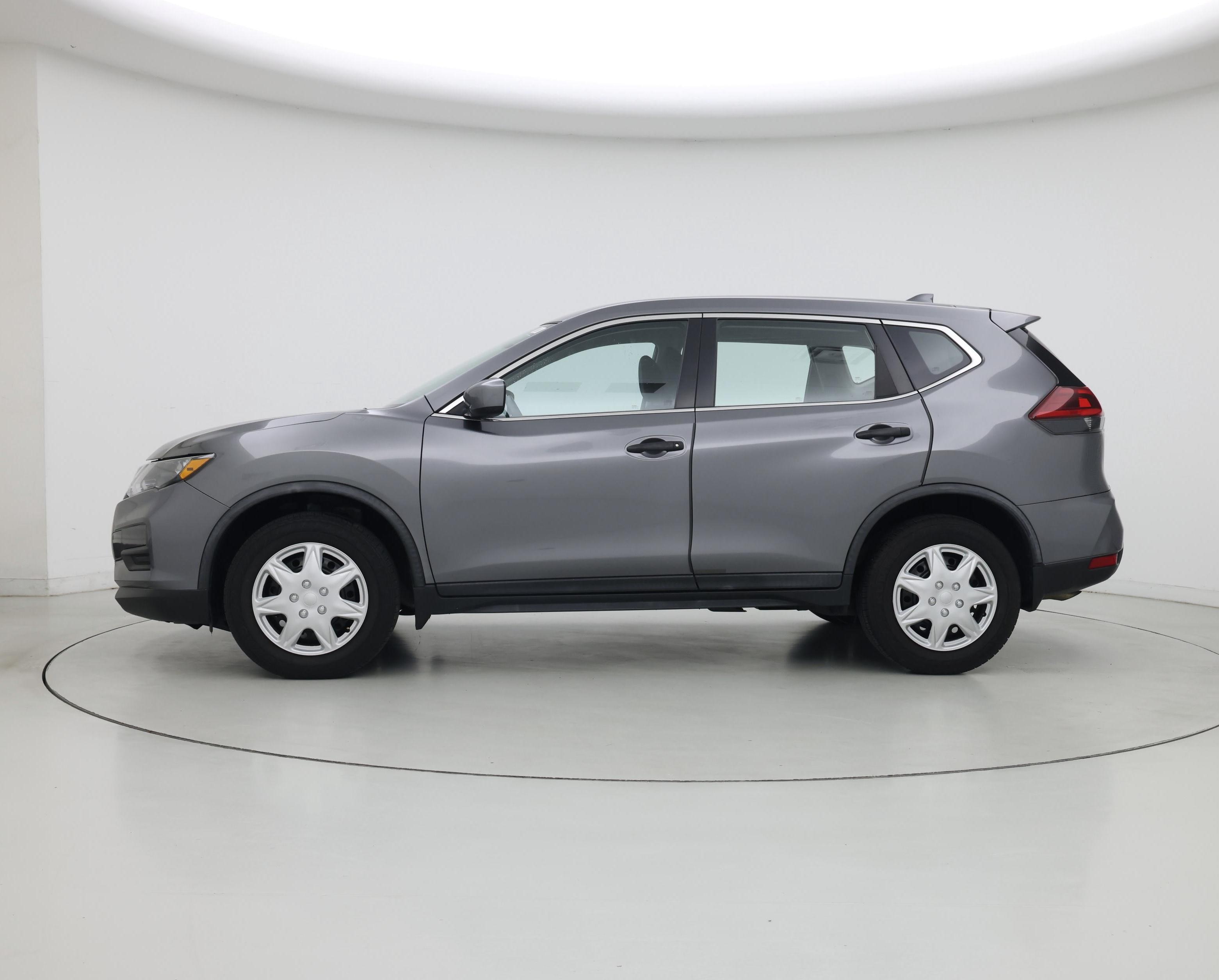 Thumbnail: 2018 Nissan Rogue - 3