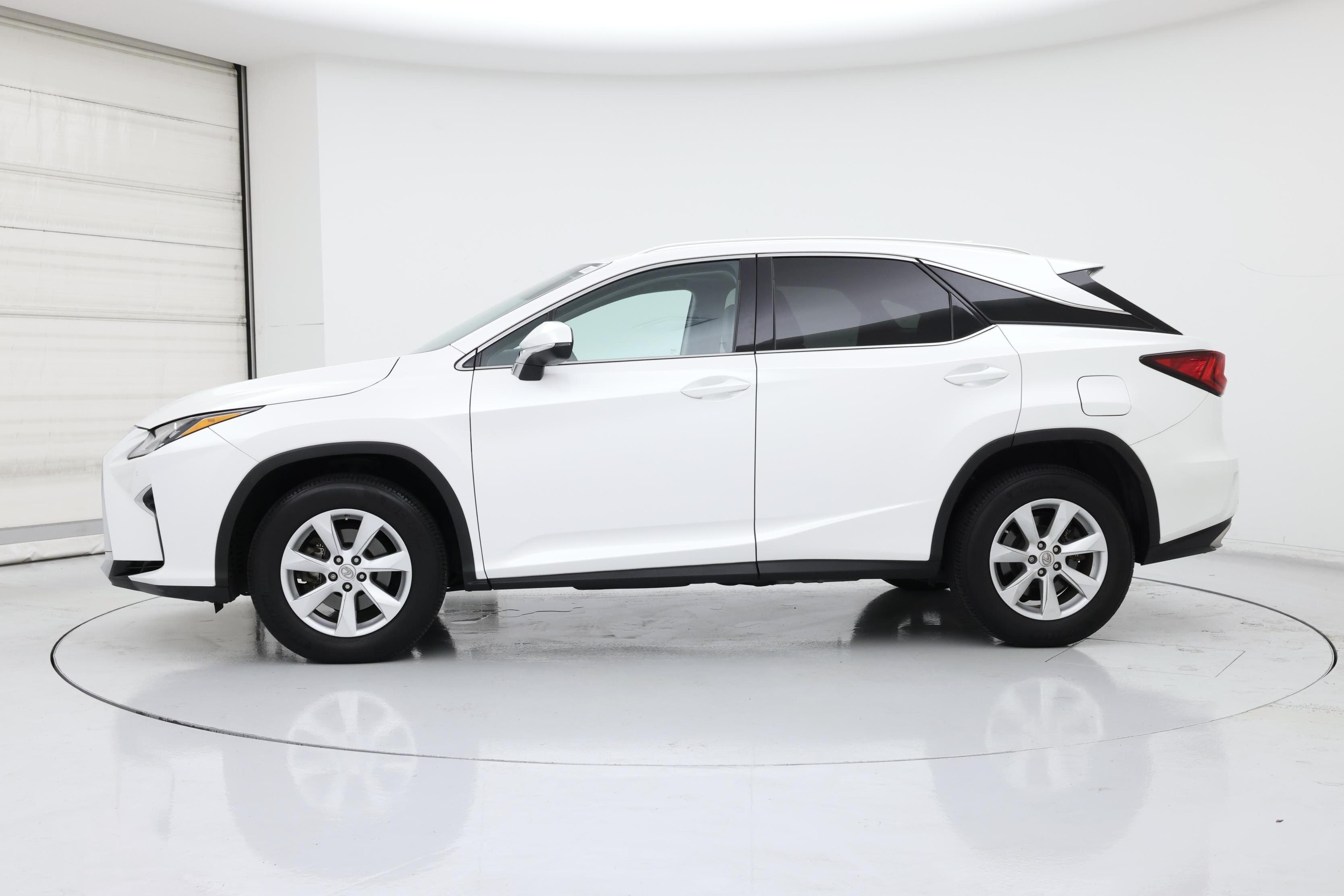 Thumbnail: 2016 Lexus RX - 3