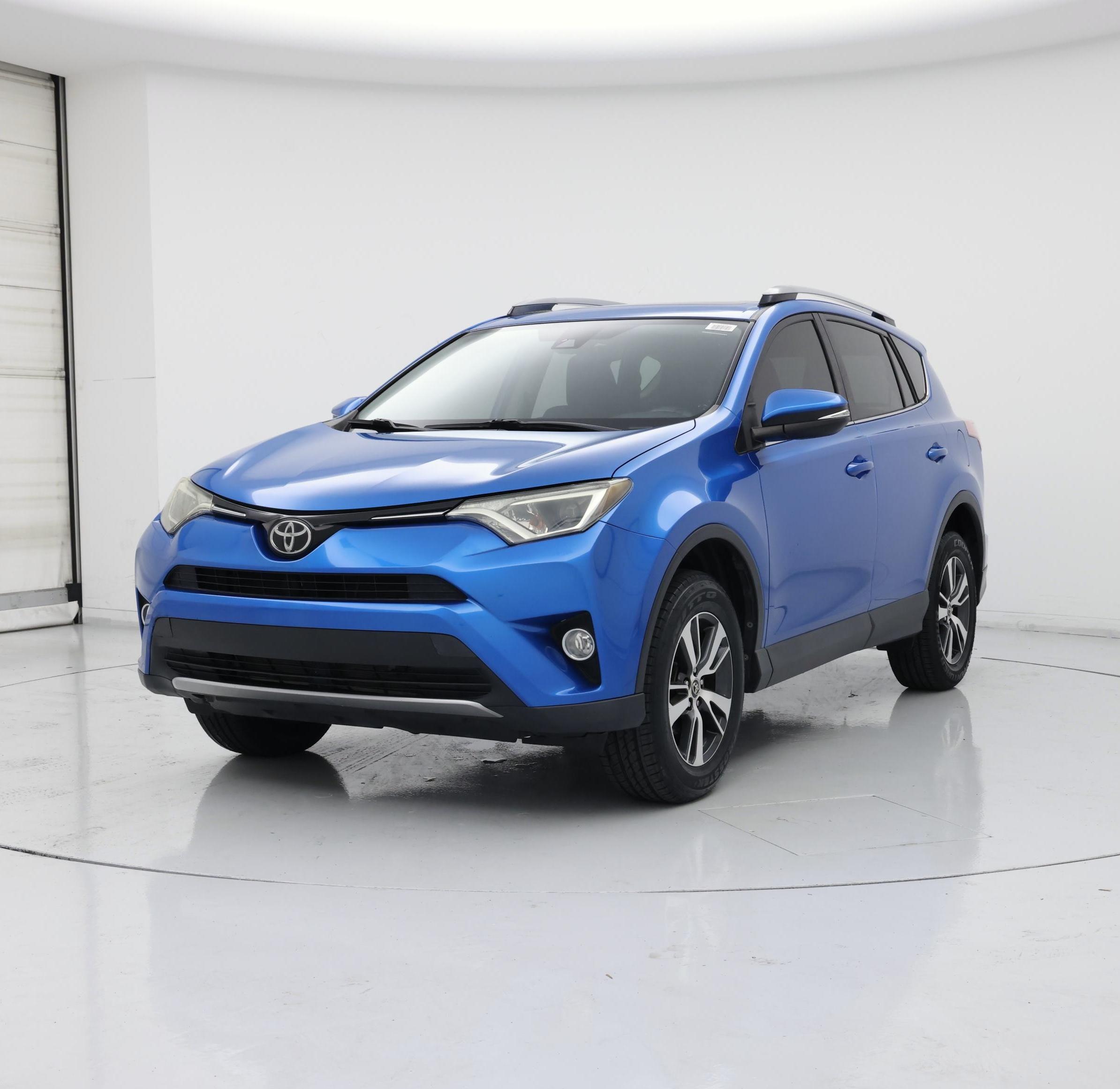 Thumbnail: 2018 Toyota RAV4 - 4