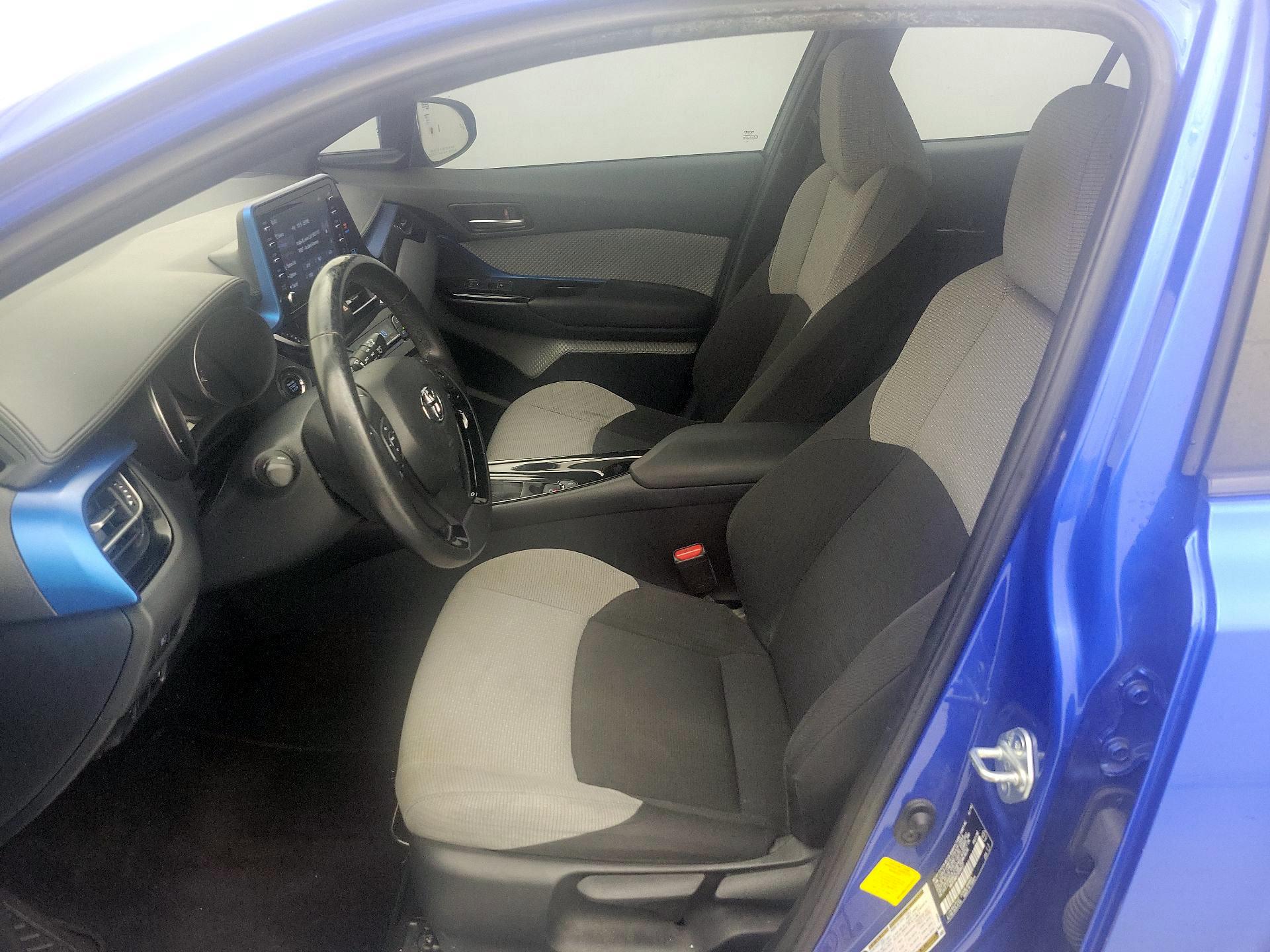 Thumbnail: 2019 Toyota C-HR - 11