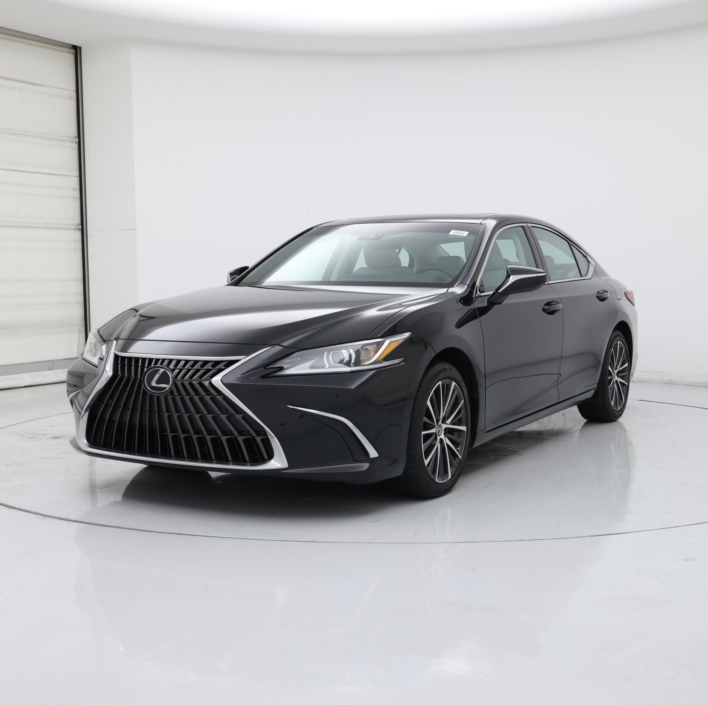Thumbnail: 2024 Lexus ES - 4