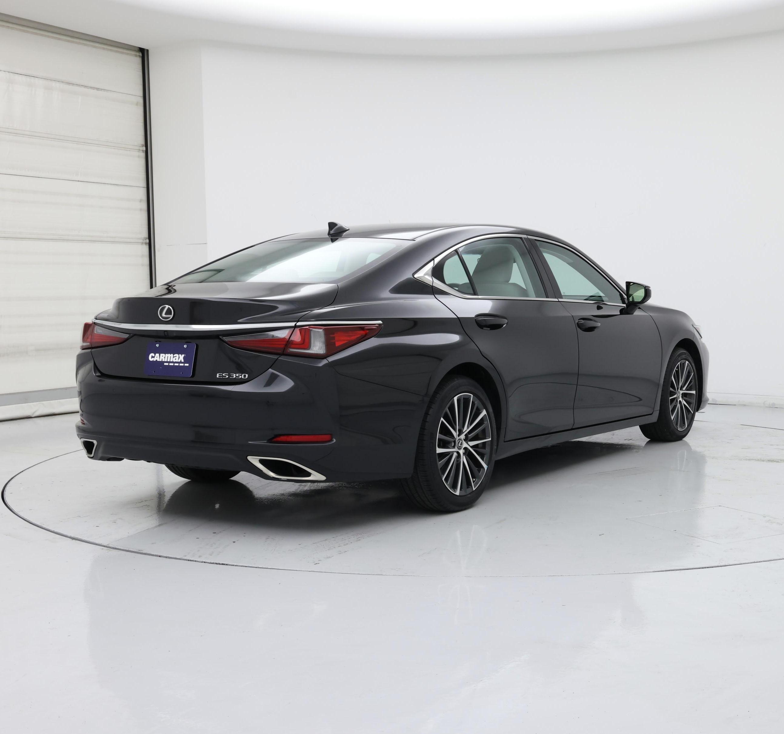 Thumbnail: 2024 Lexus ES - 8