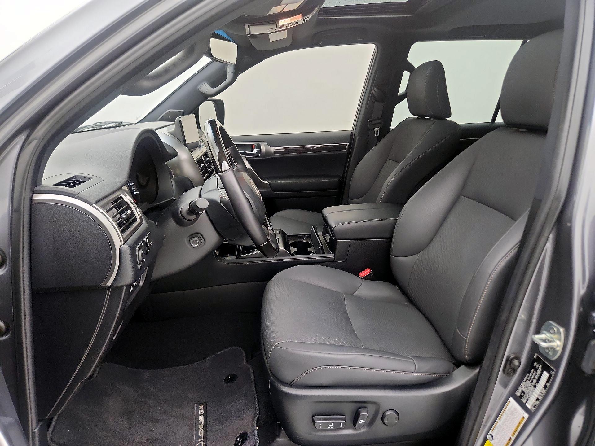 Thumbnail: 2023 Lexus GX - 11