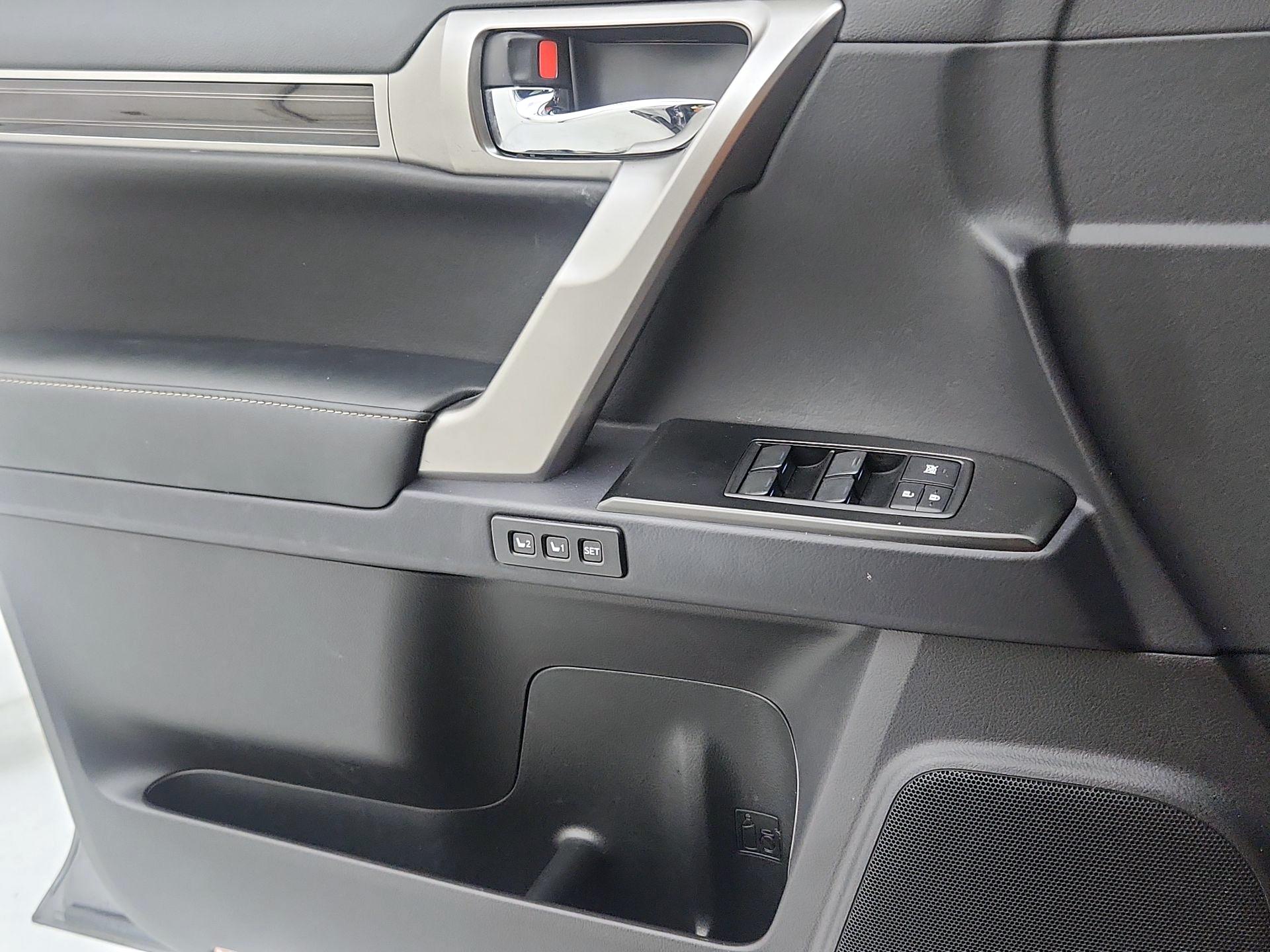 Thumbnail: 2023 Lexus GX - 12