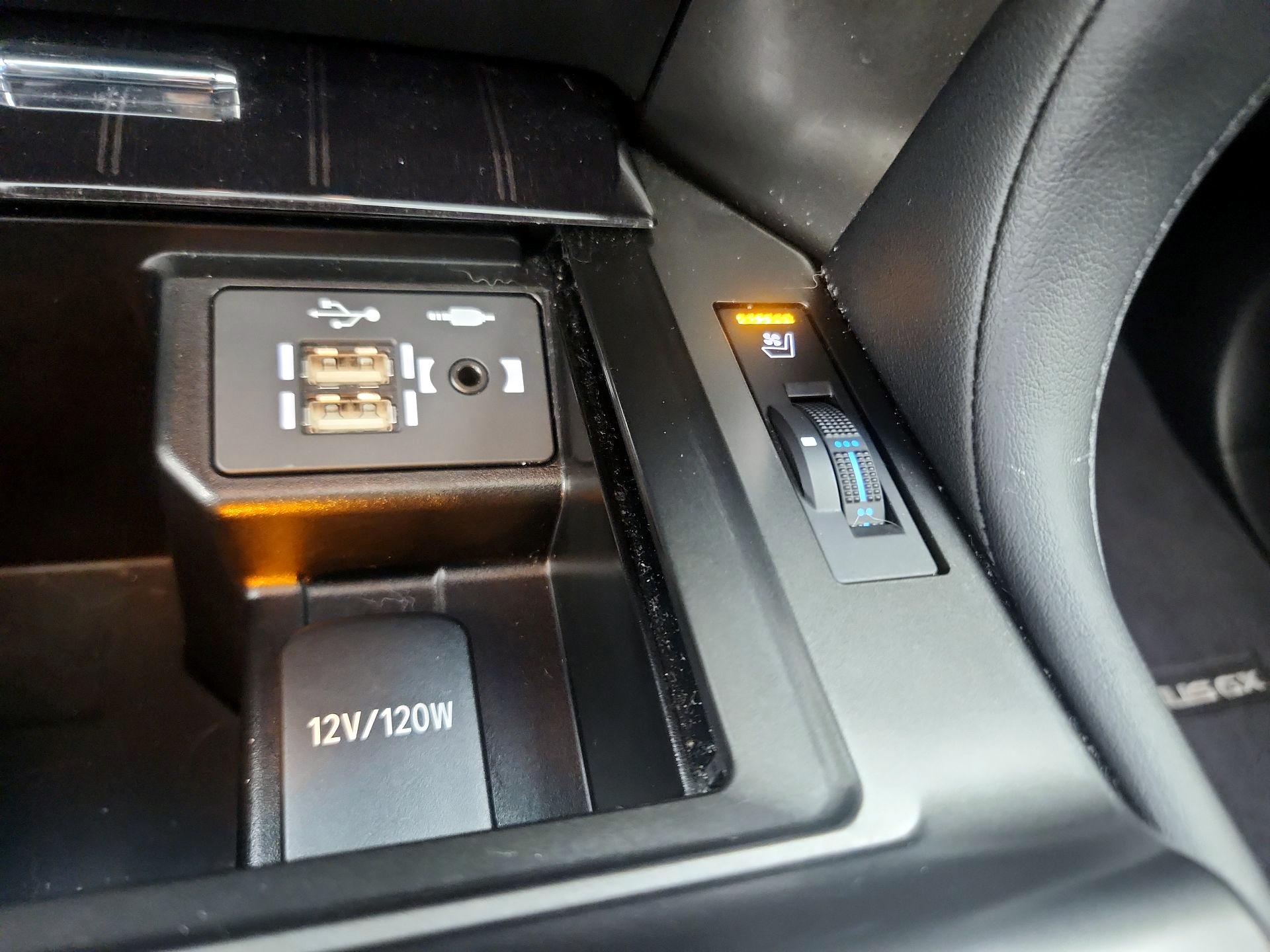 Thumbnail: 2023 Lexus GX - 19