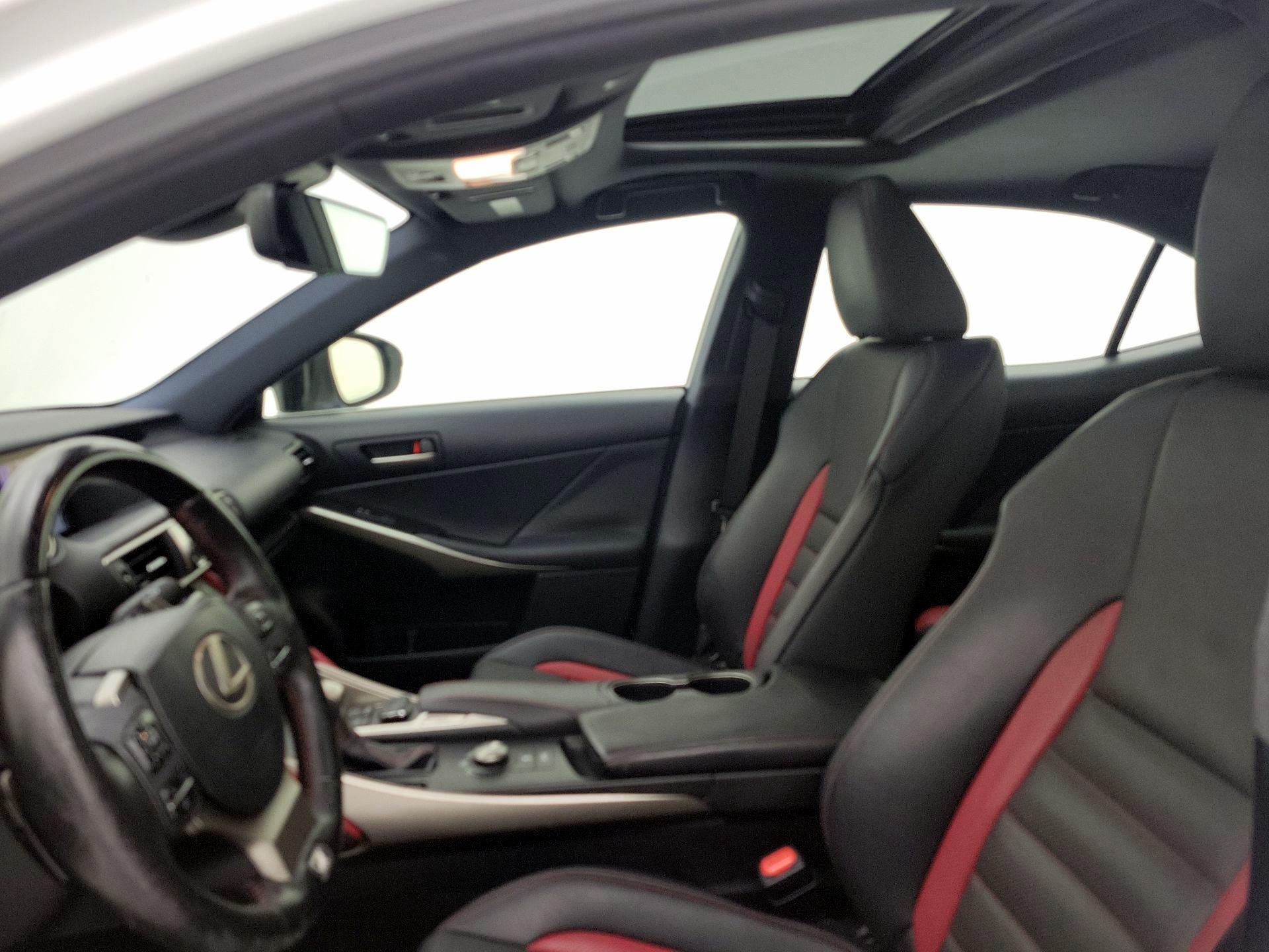 Thumbnail: 2019 Lexus IS - 20