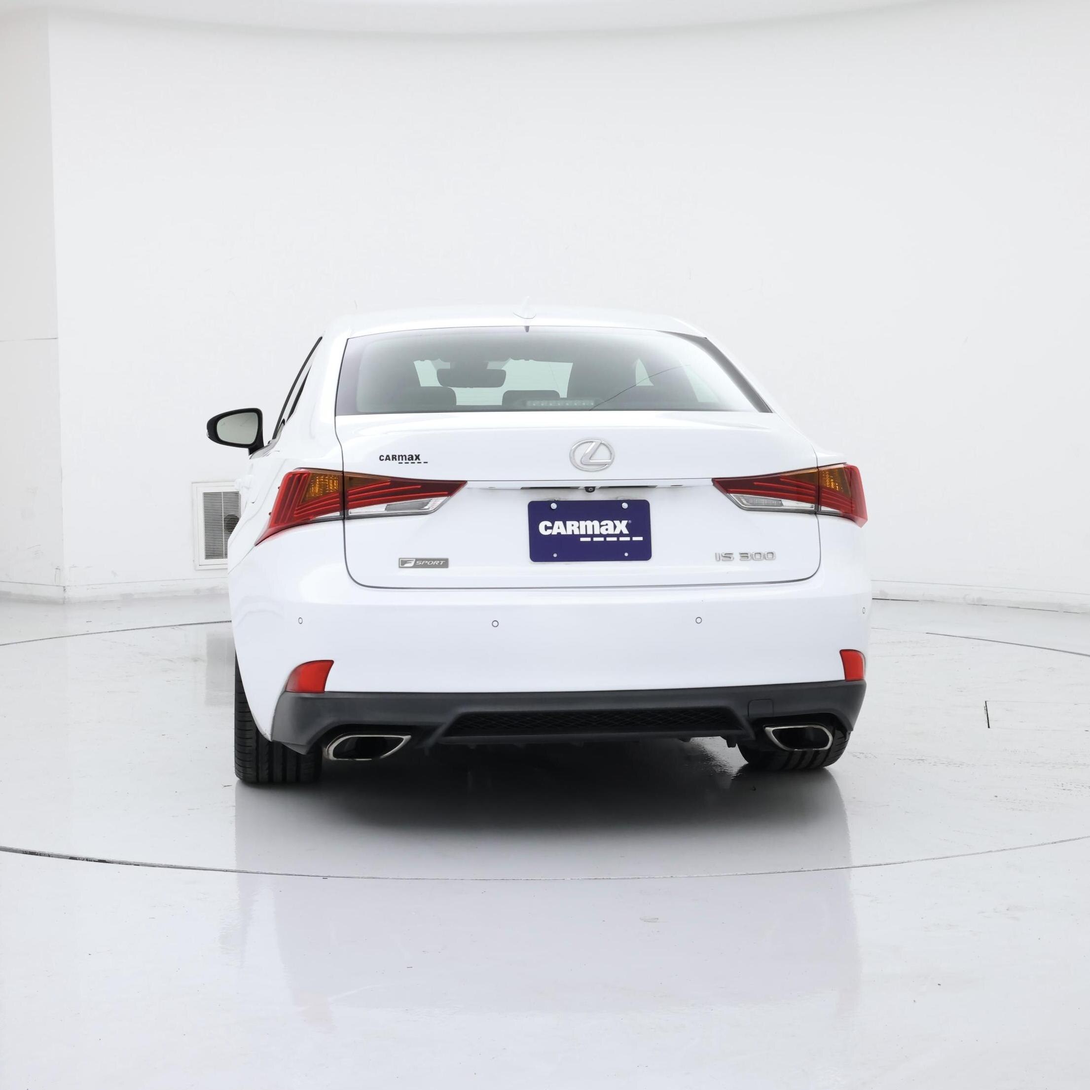 Thumbnail: 2019 Lexus IS - 6