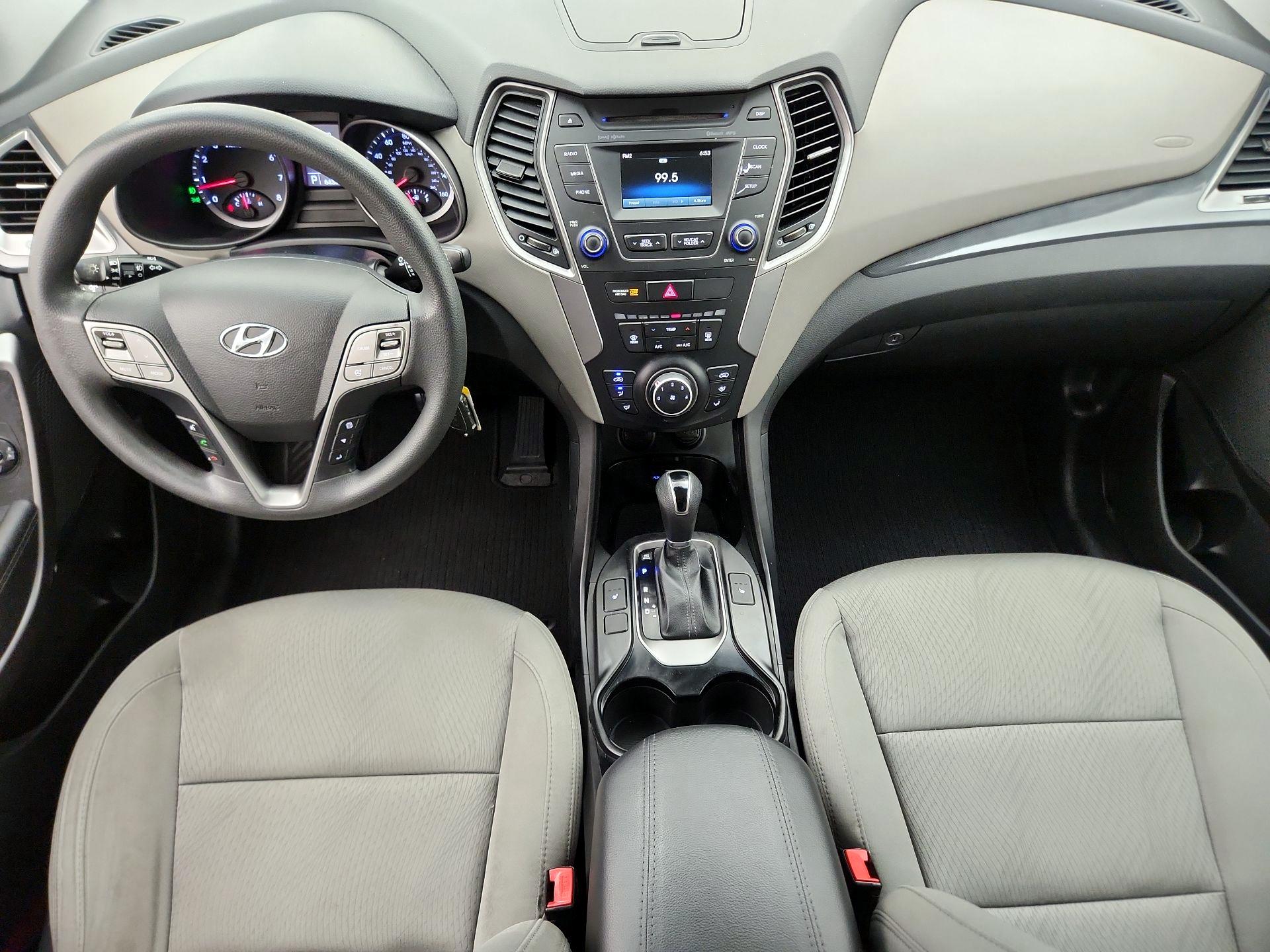 Thumbnail: 2016 Hyundai Santa Fe - 9