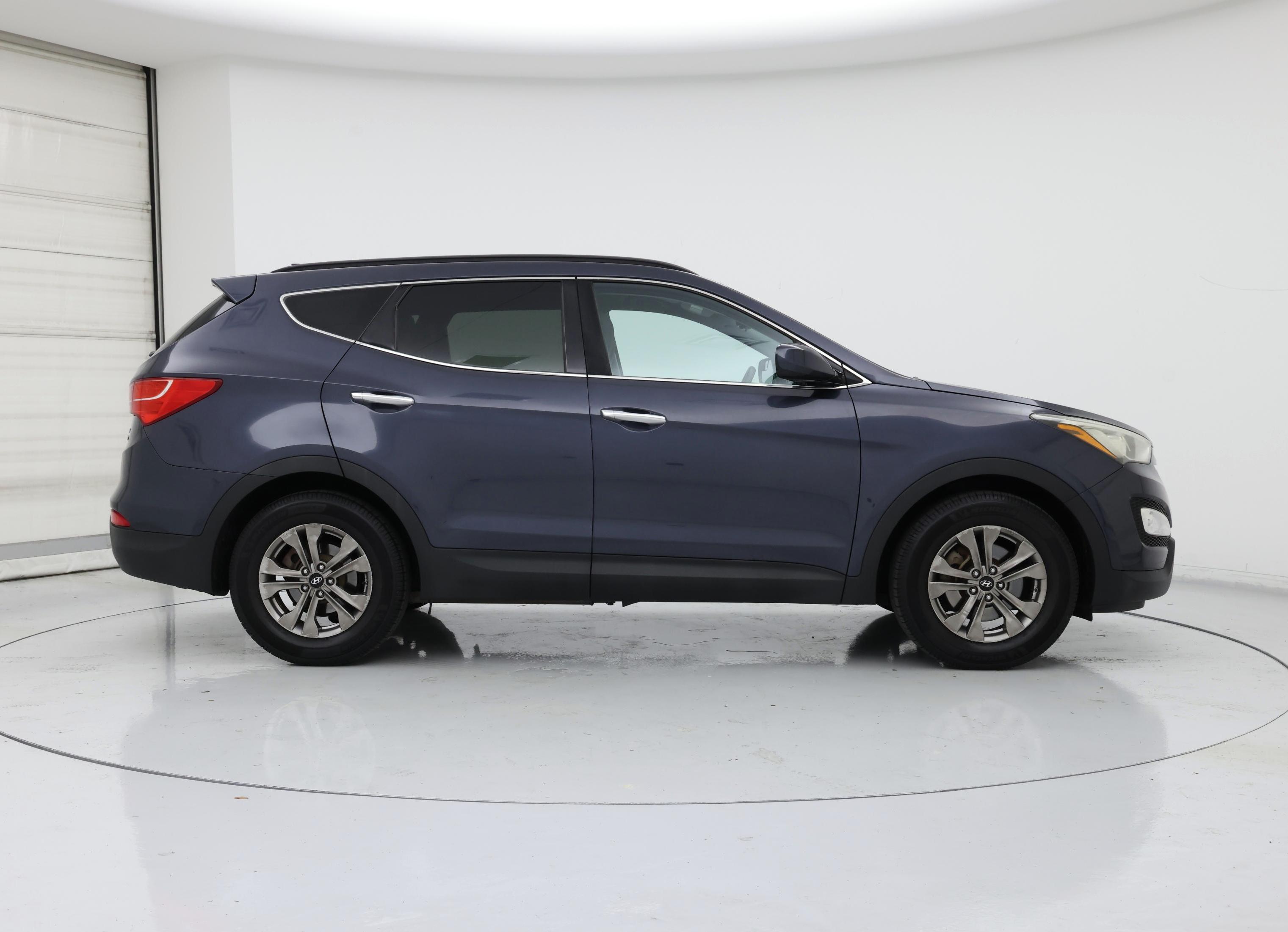 Thumbnail: 2016 Hyundai Santa Fe - 7