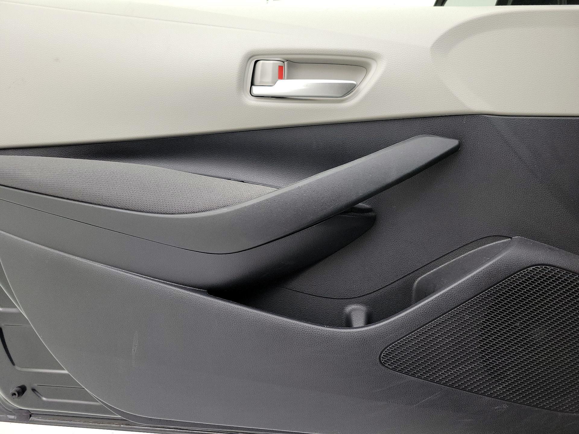 Thumbnail: 2021 Toyota Corolla - 12