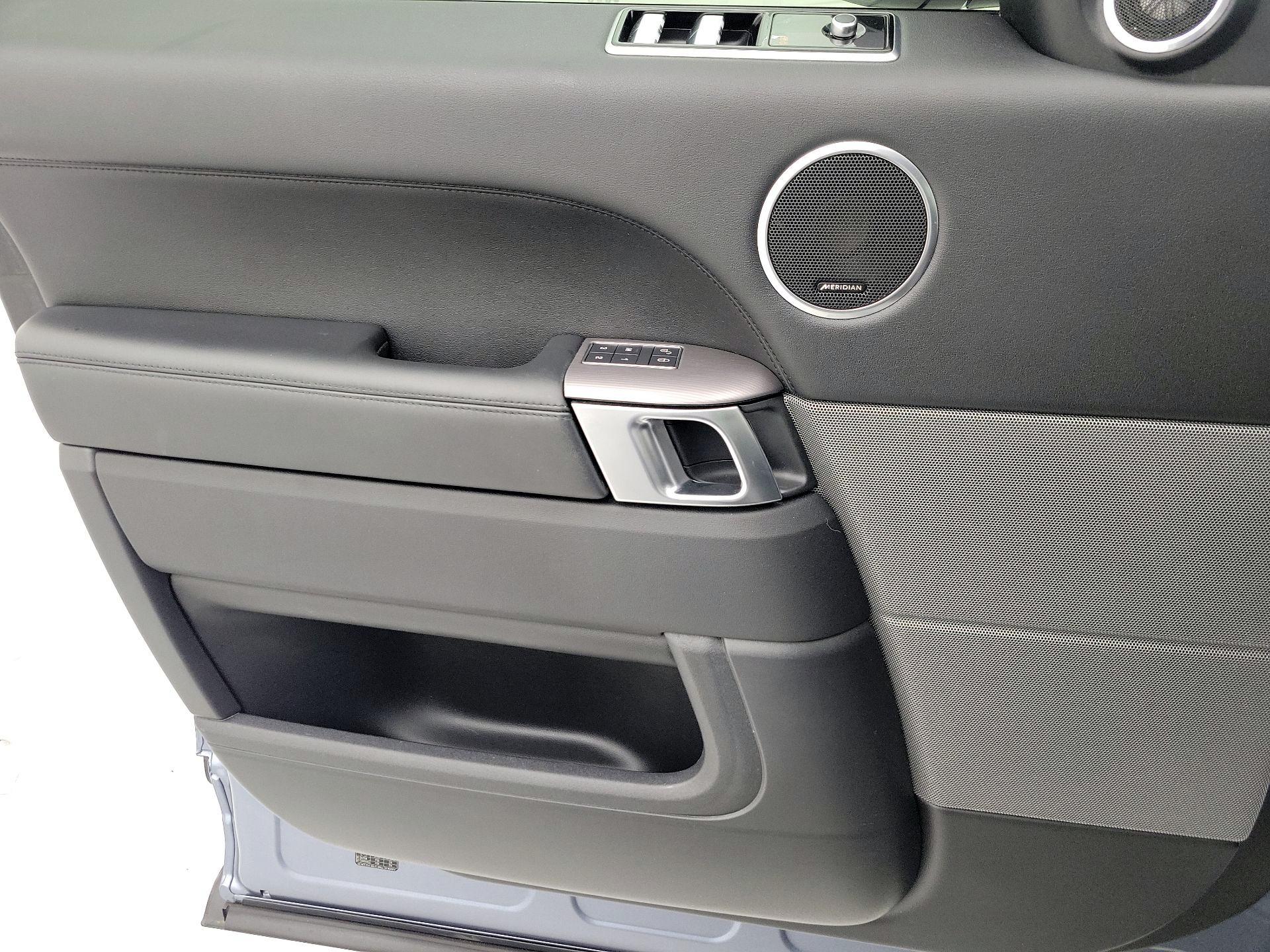 Thumbnail: 2020 Land Rover Range Rover Sport - 12
