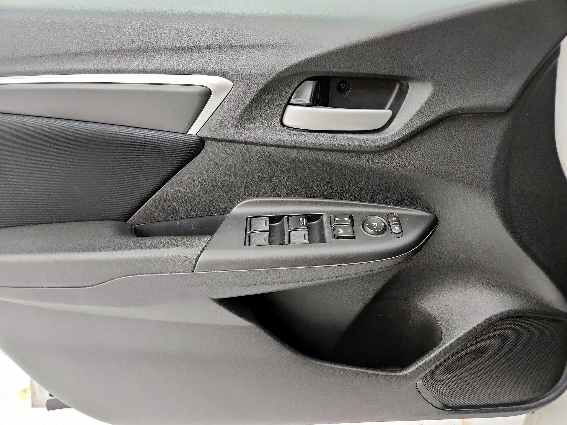 Thumbnail: 2015 Honda Fit - 12