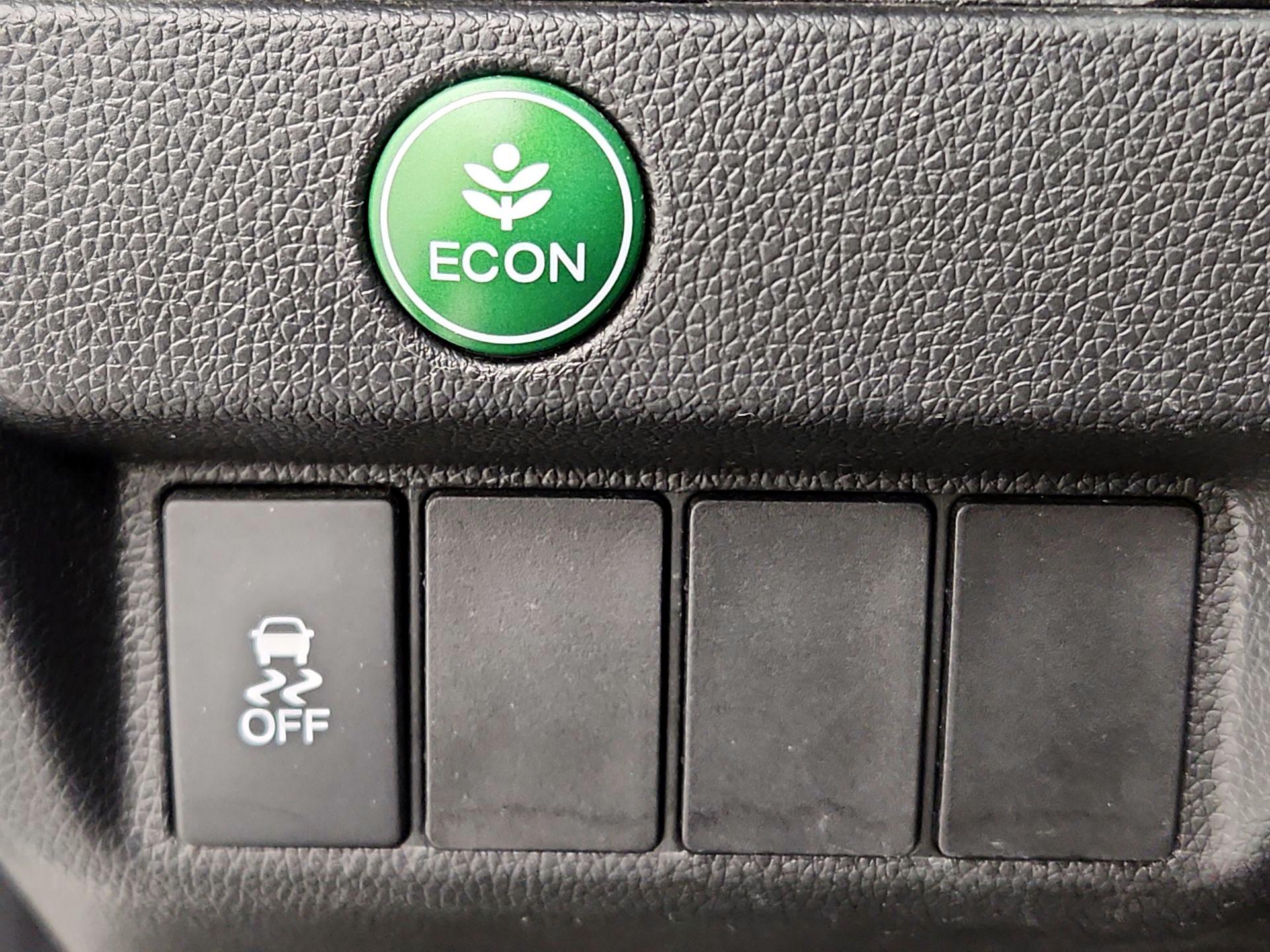 Thumbnail: 2015 Honda Fit - 13