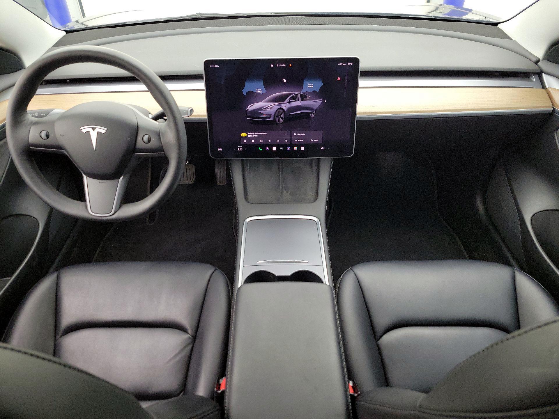 Thumbnail: 2022 Tesla Model 3 - 9