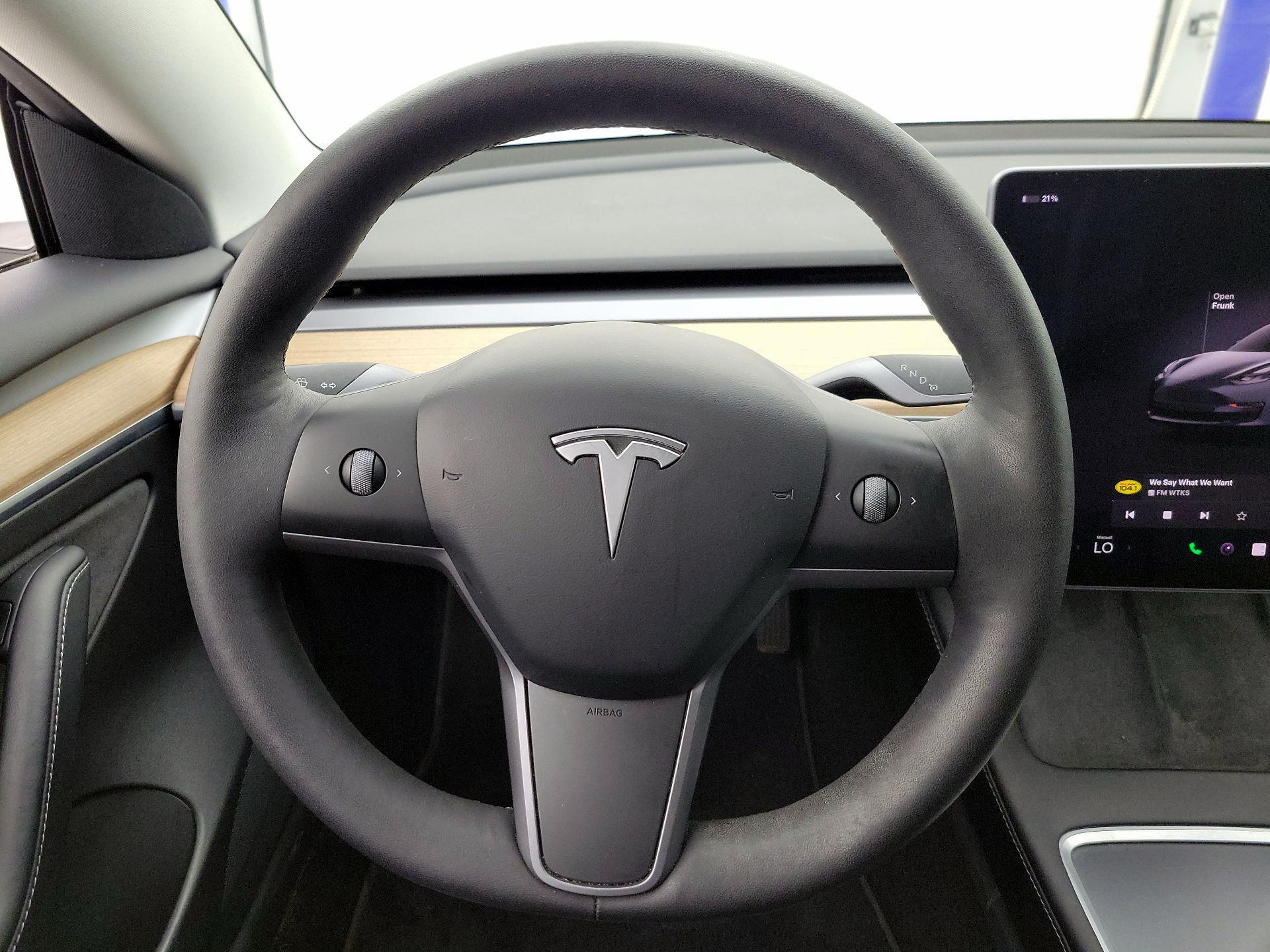 Thumbnail: 2022 Tesla Model 3 - 10