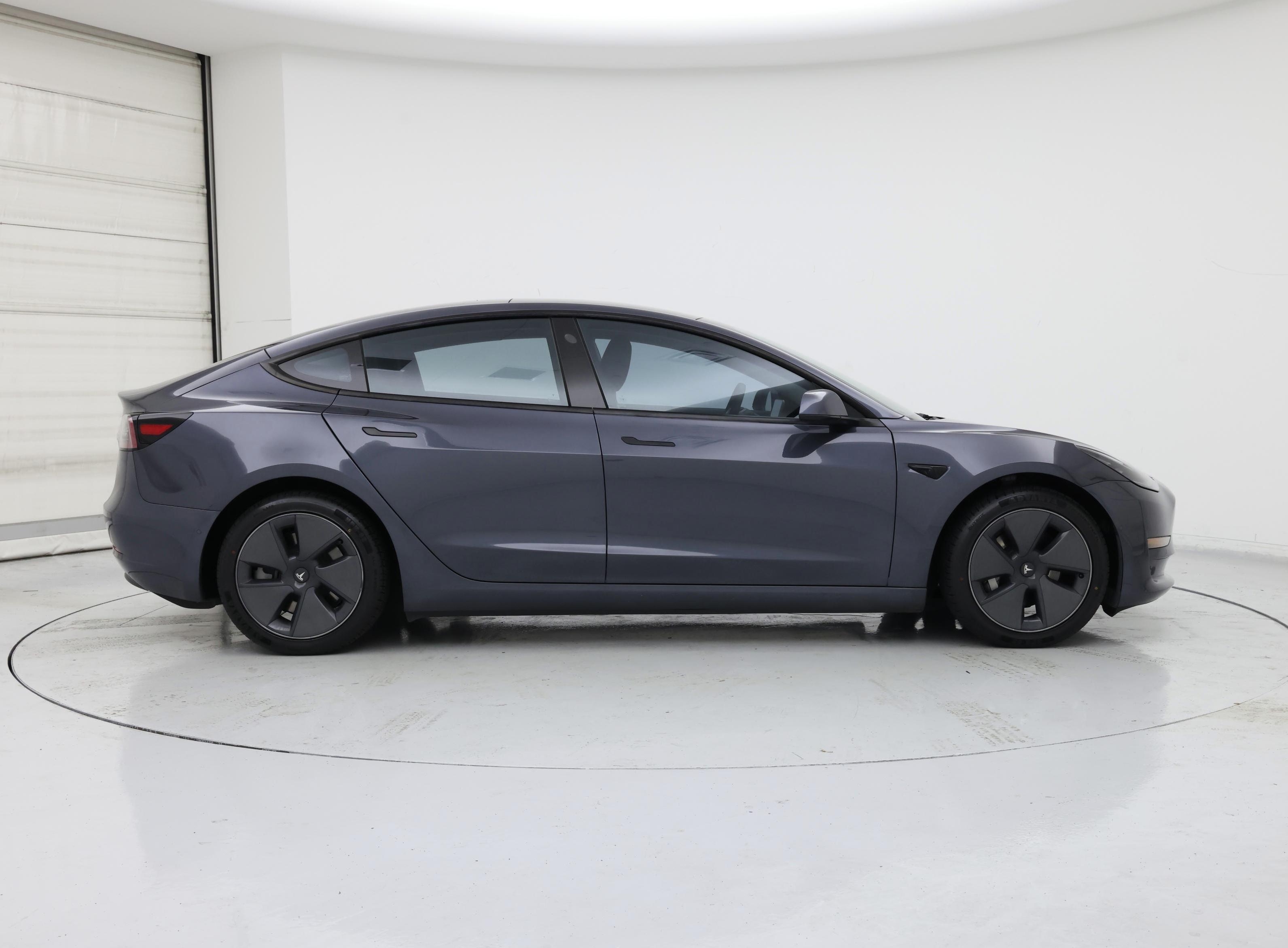 Thumbnail: 2022 Tesla Model 3 - 7