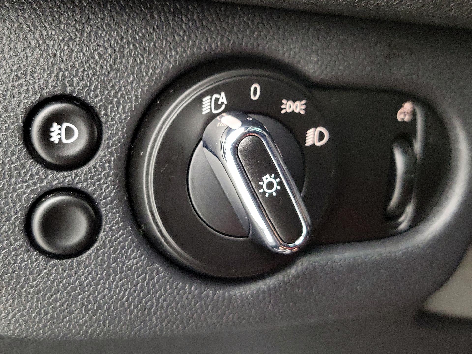 Thumbnail: 2021 MINI Cooper Clubman - 13