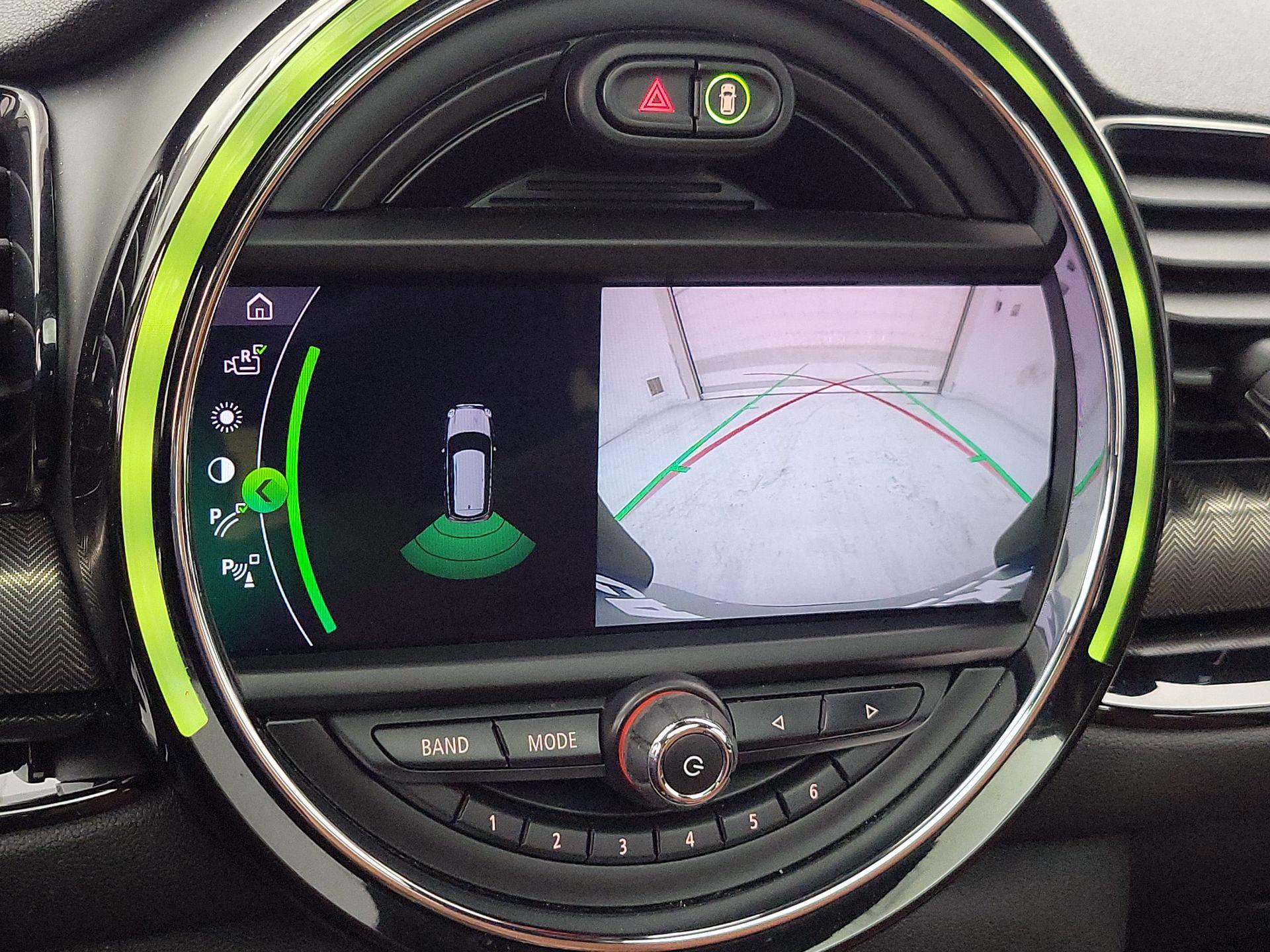 Thumbnail: 2021 MINI Cooper Clubman - 15