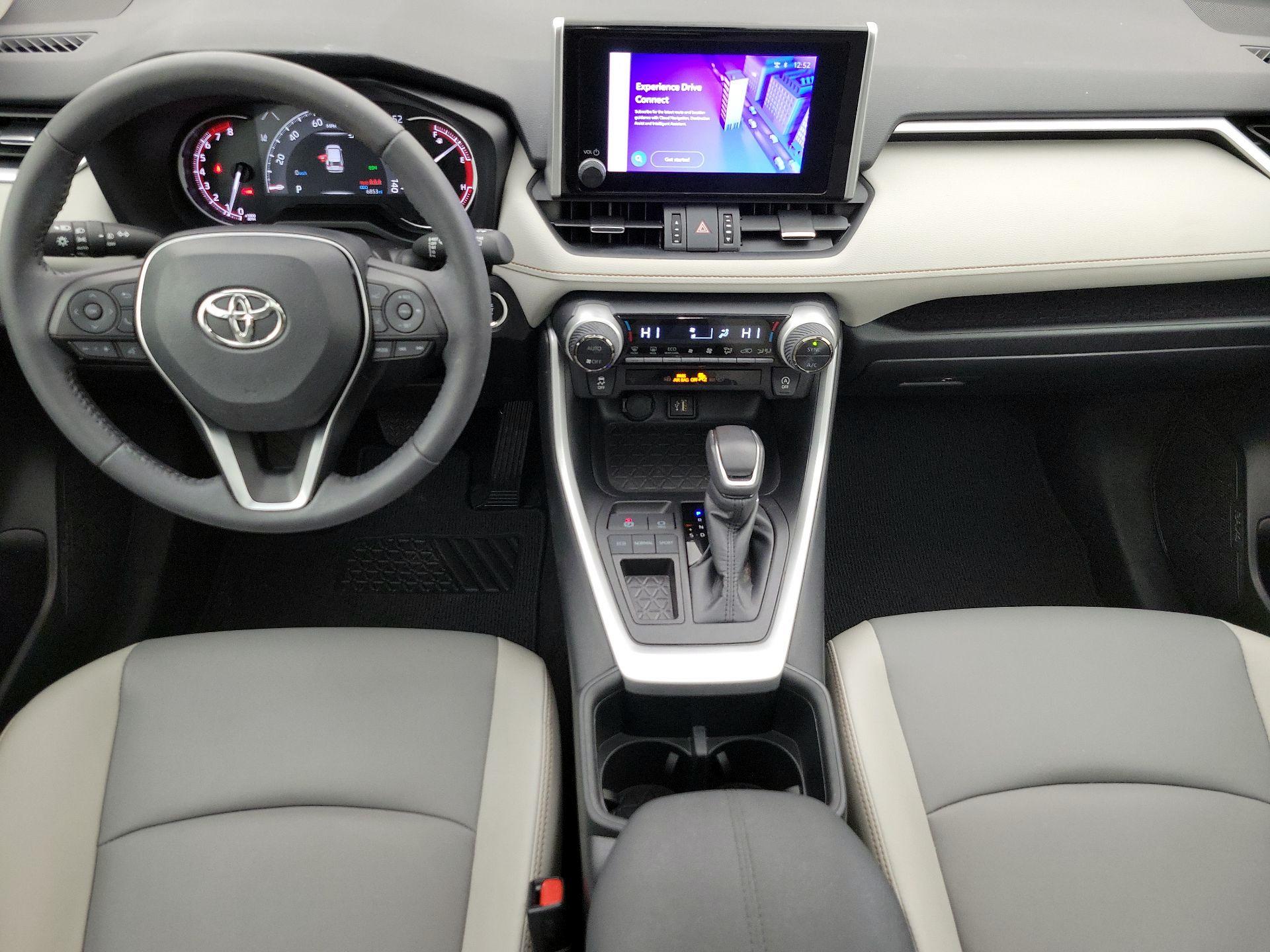 Thumbnail: 2025 Toyota RAV4 - 9