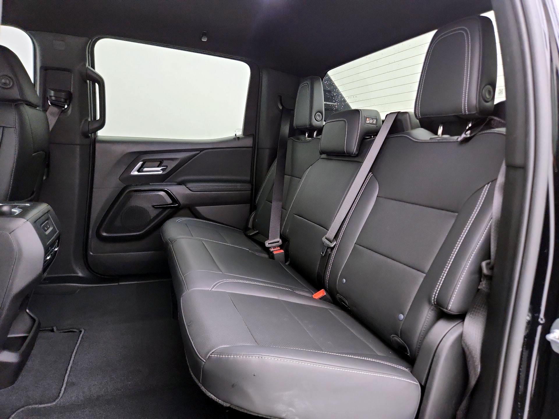 Thumbnail: 2025 Chevrolet Silverado EV - 20