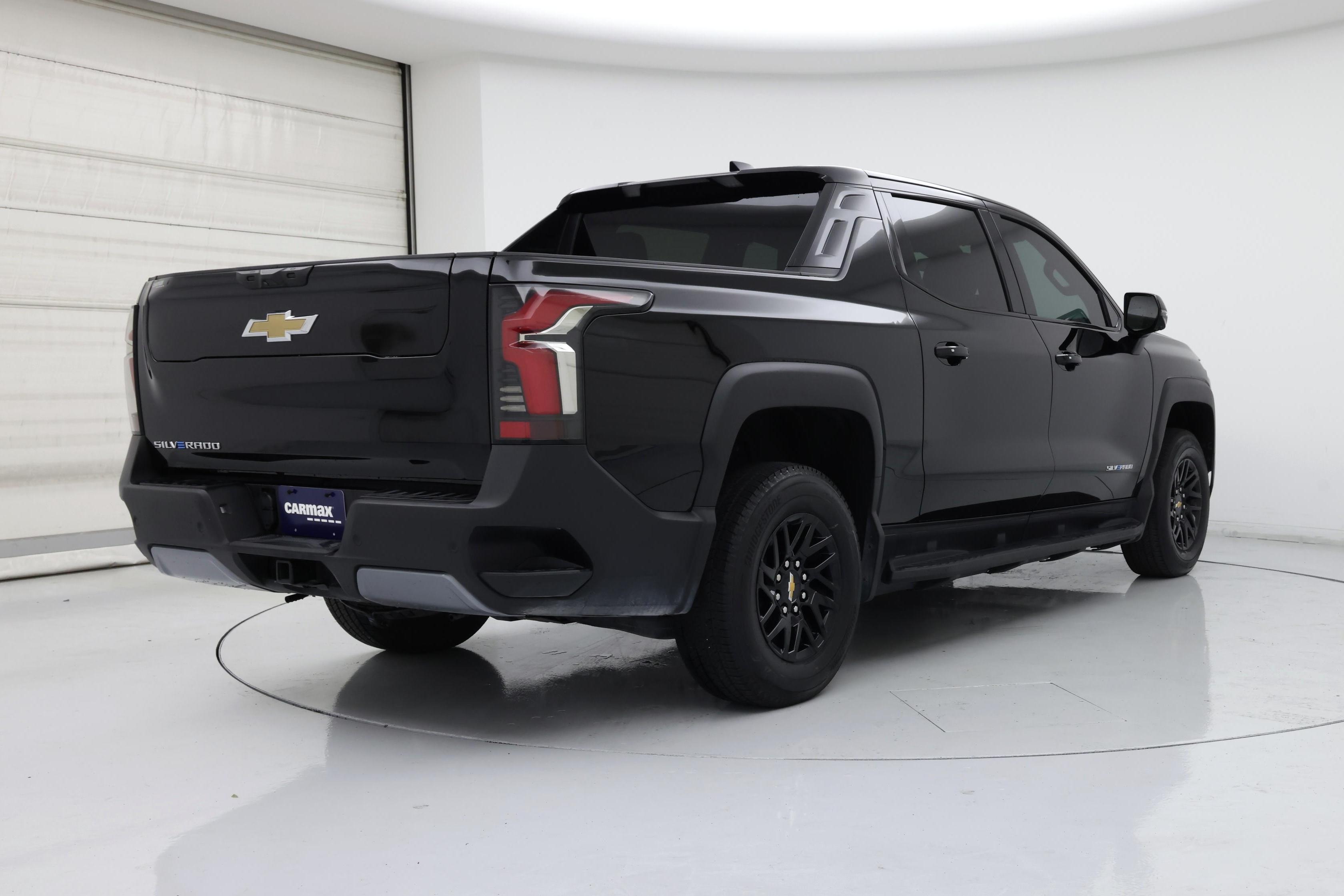 Thumbnail: 2025 Chevrolet Silverado EV - 8