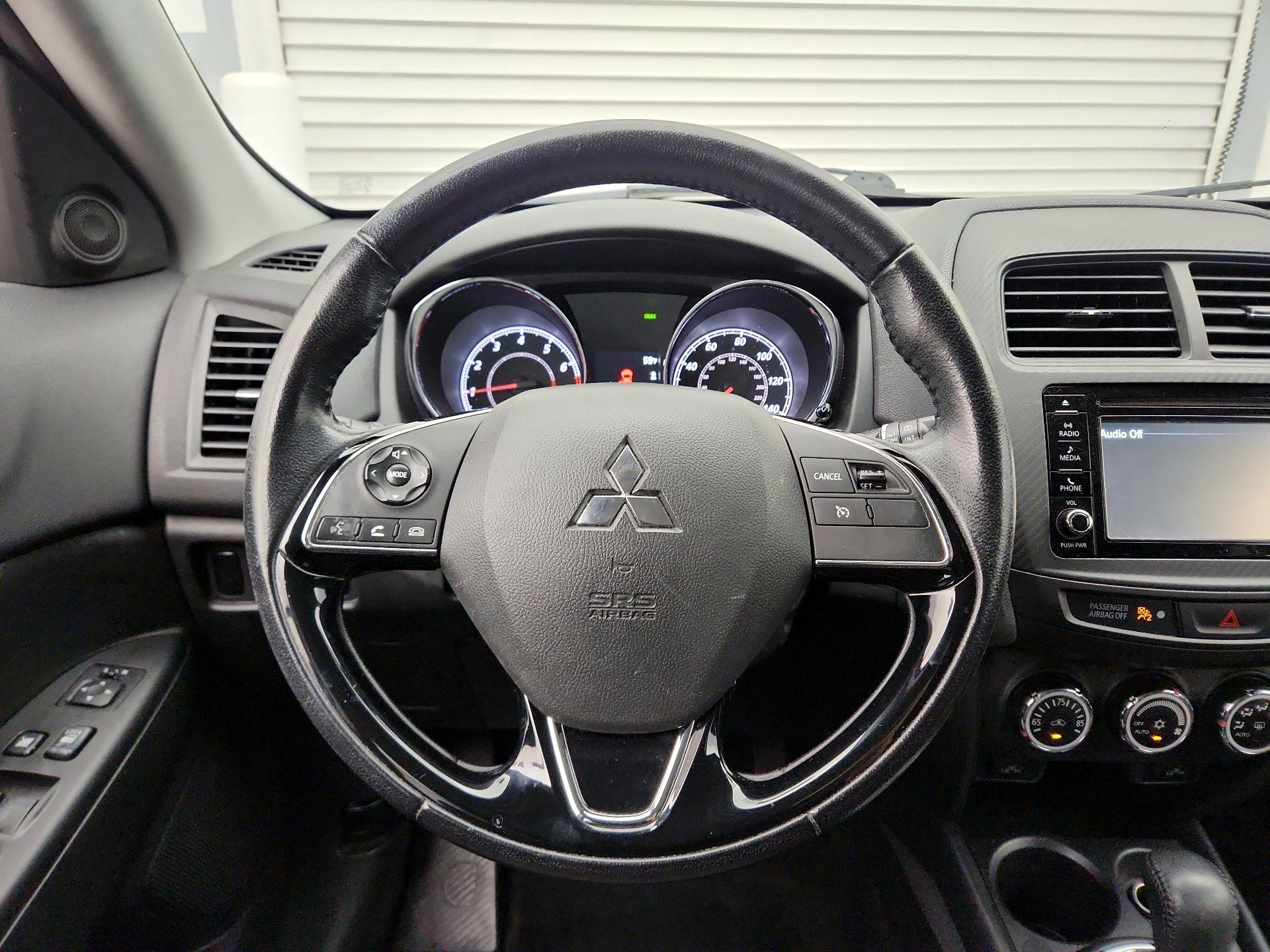 Thumbnail: 2017 Mitsubishi Outlander Sport - 10
