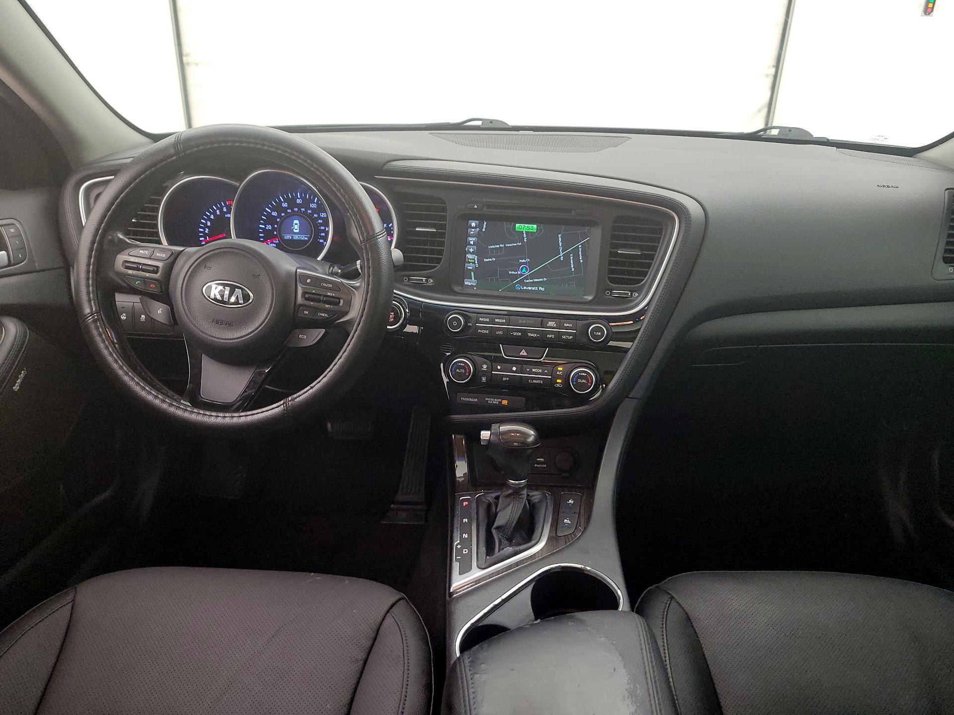 Thumbnail: 2015 Kia Optima - 9