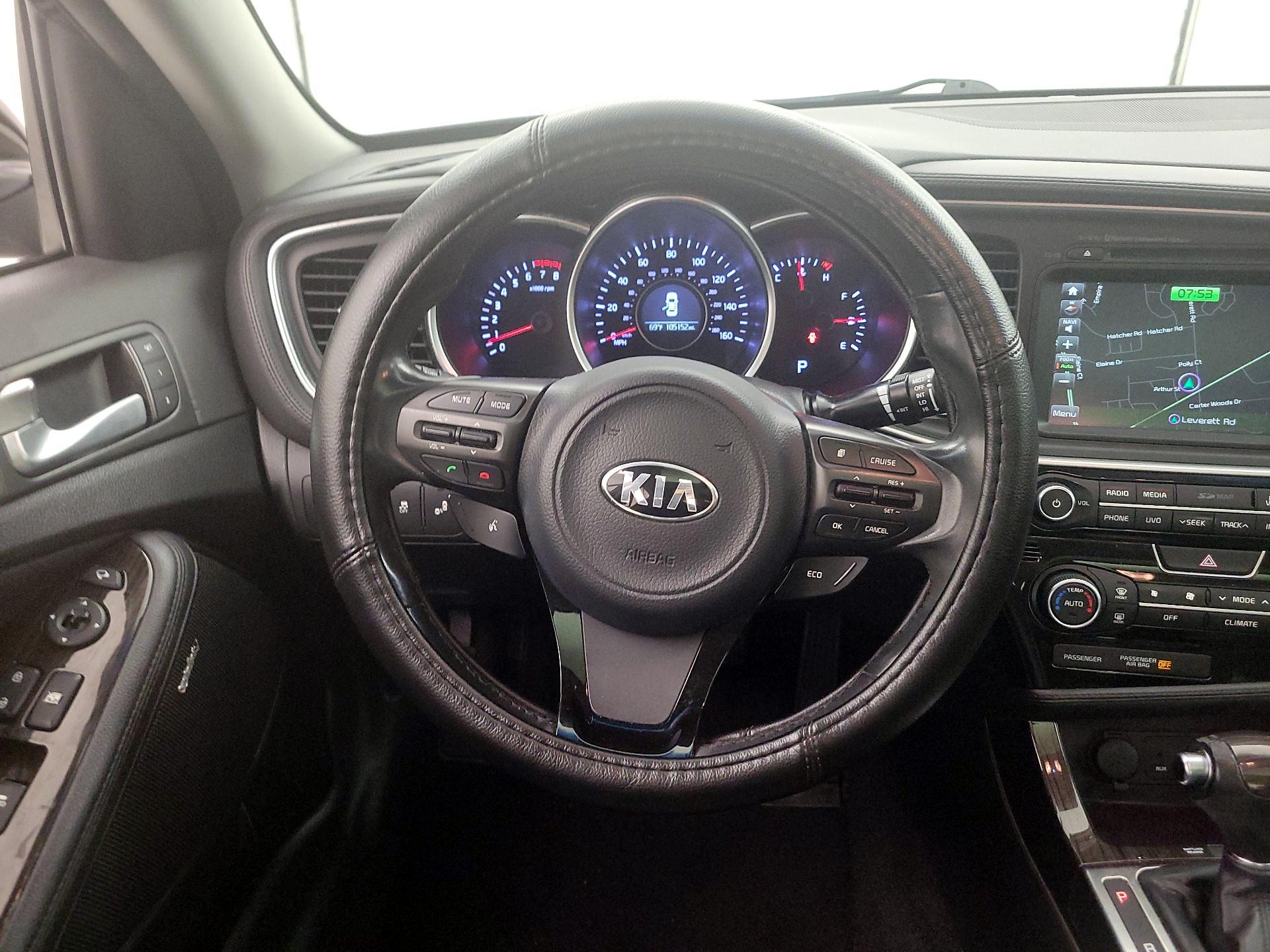 Thumbnail: 2015 Kia Optima - 10
