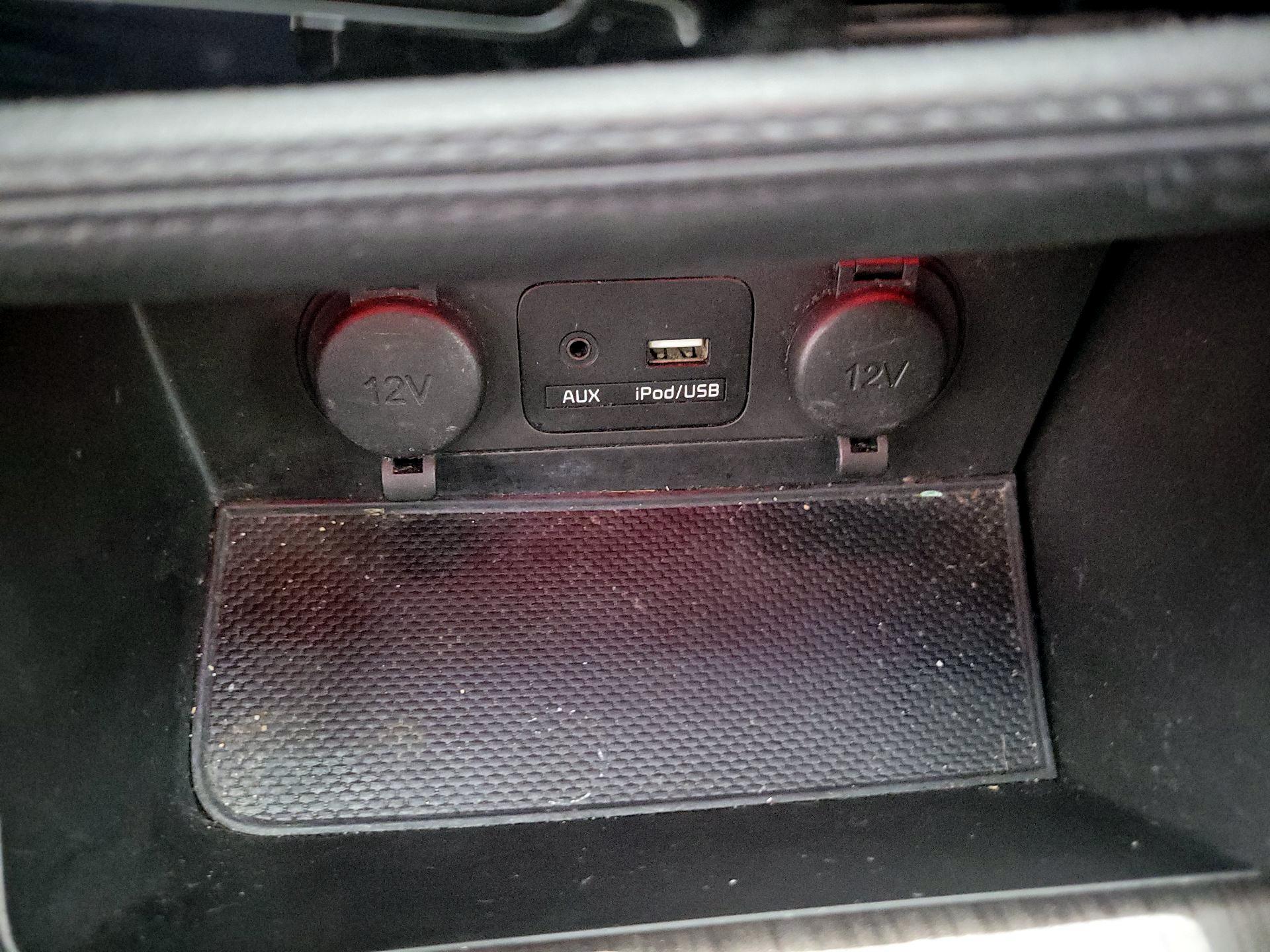 Thumbnail: 2015 Kia Optima - 19