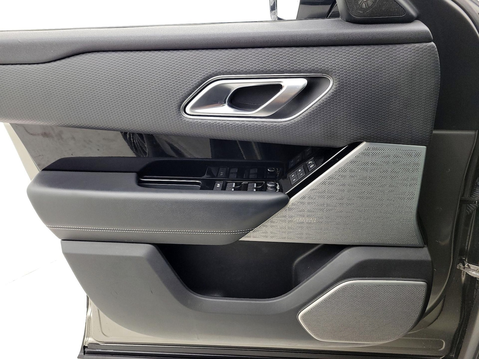 2019 Land Rover Range Rover Velar SE - Photo 13