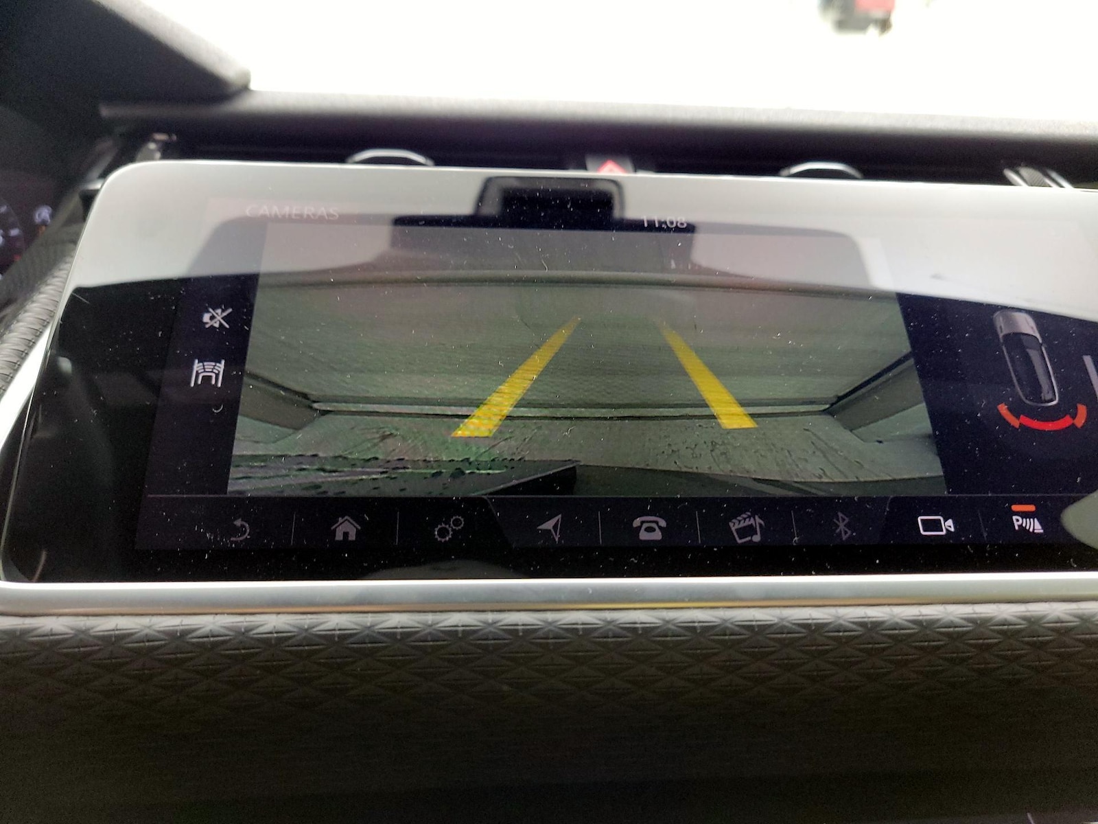 2019 Land Rover Range Rover Velar SE - Photo 16