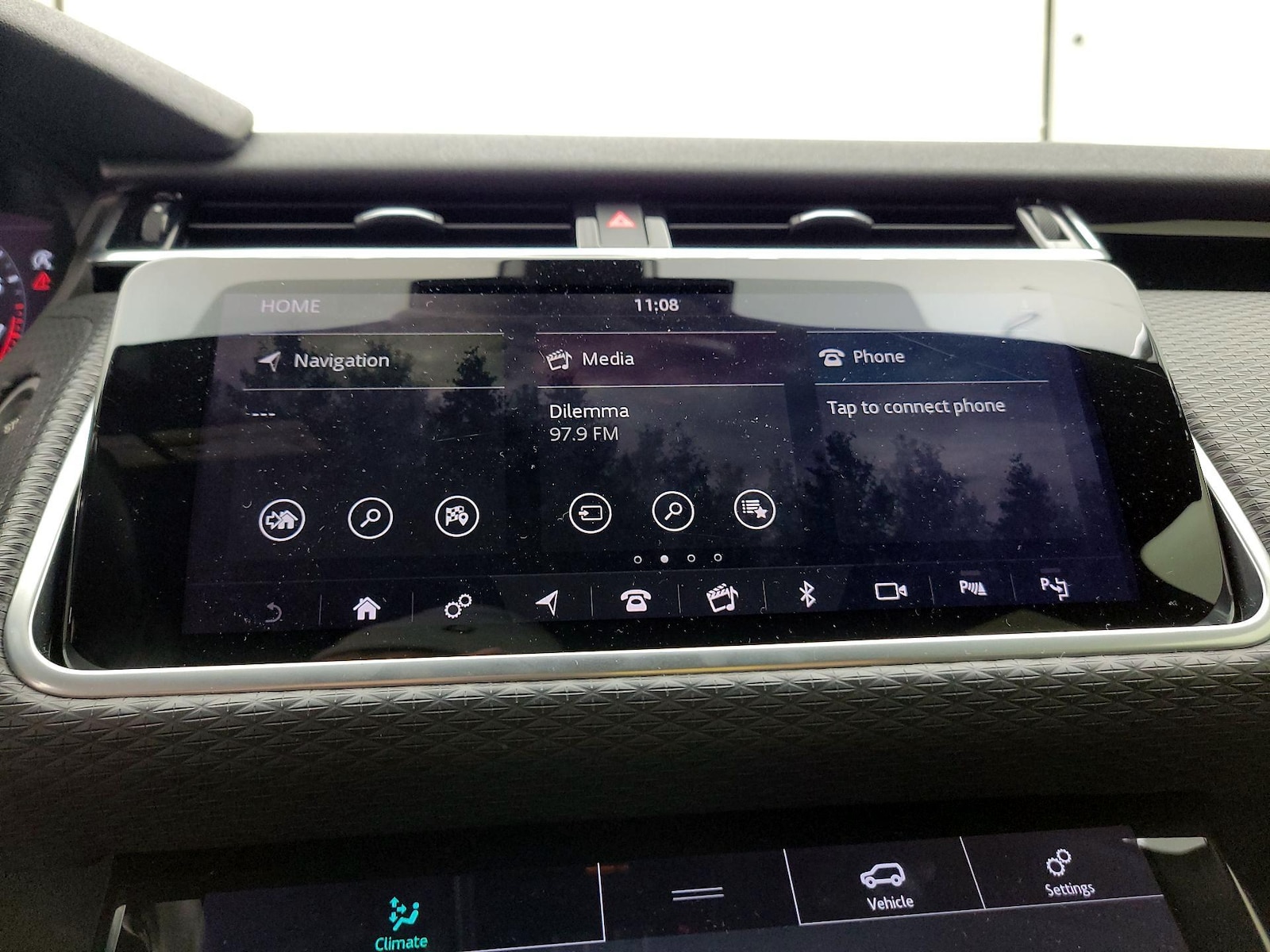 2019 Land Rover Range Rover Velar SE - Photo 17