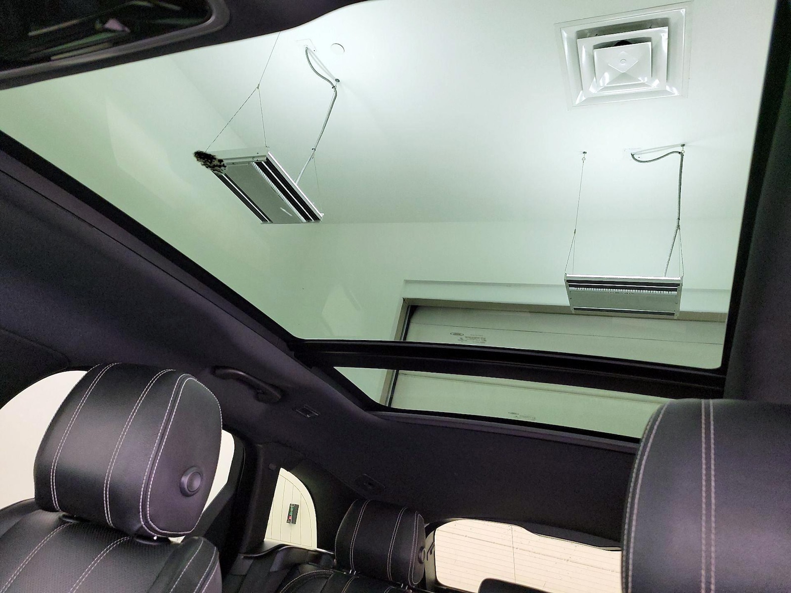 2019 Land Rover Range Rover Velar SE - Photo 21